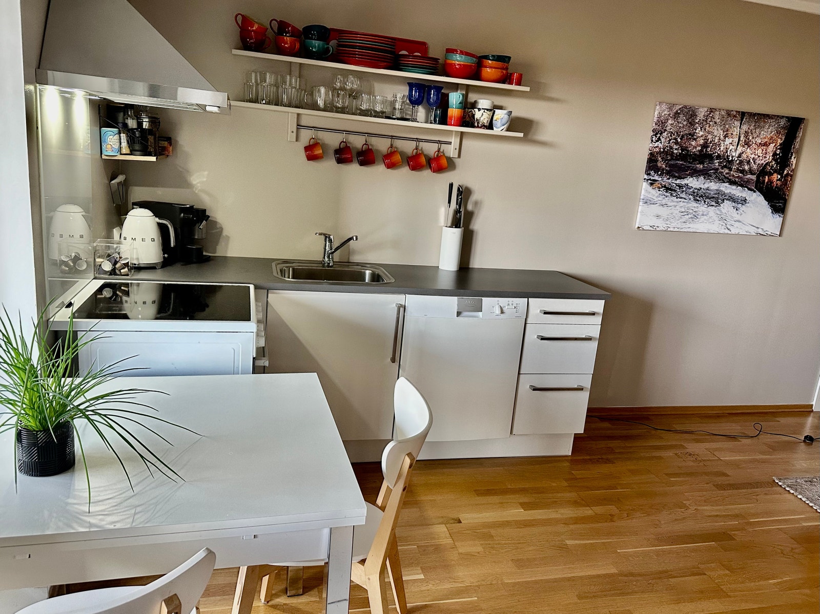 kjøkkenkrok i stue Galleribilde