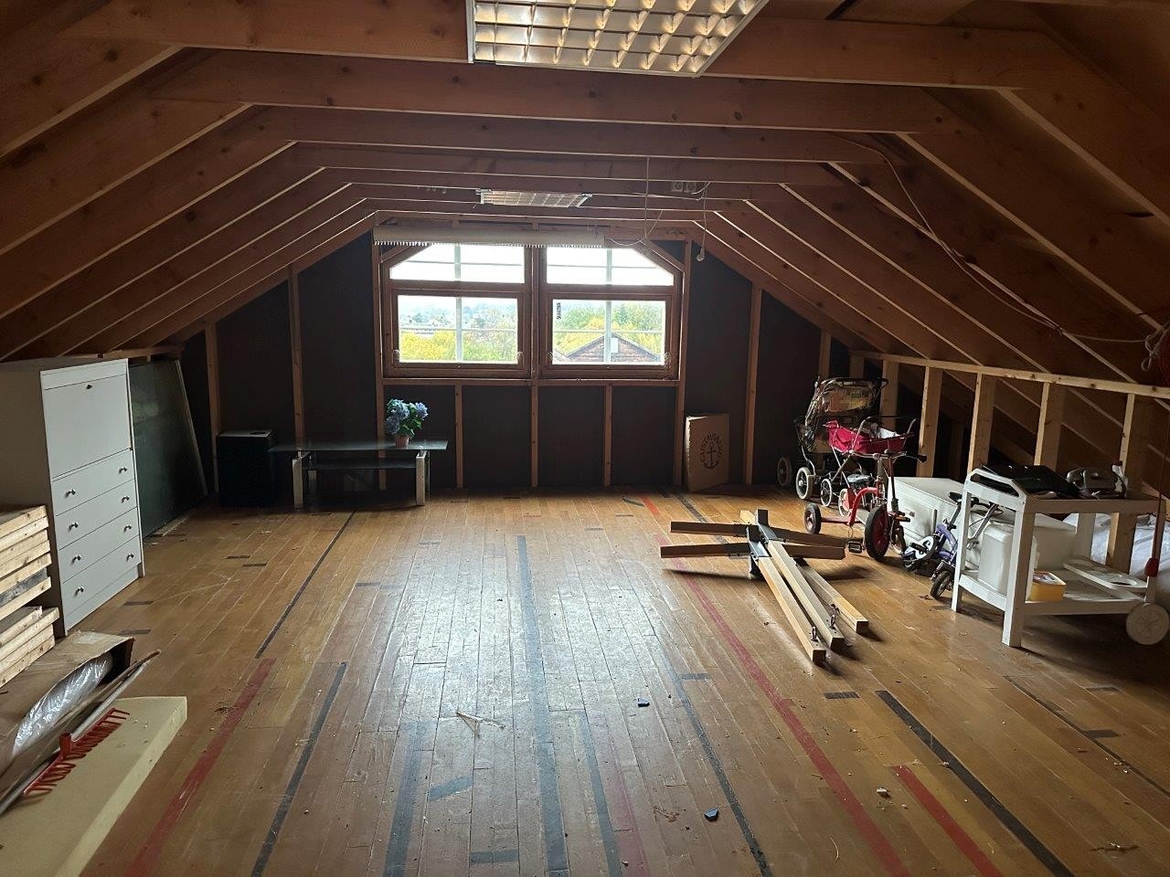 Loft garasje (35m²) Galleribilde