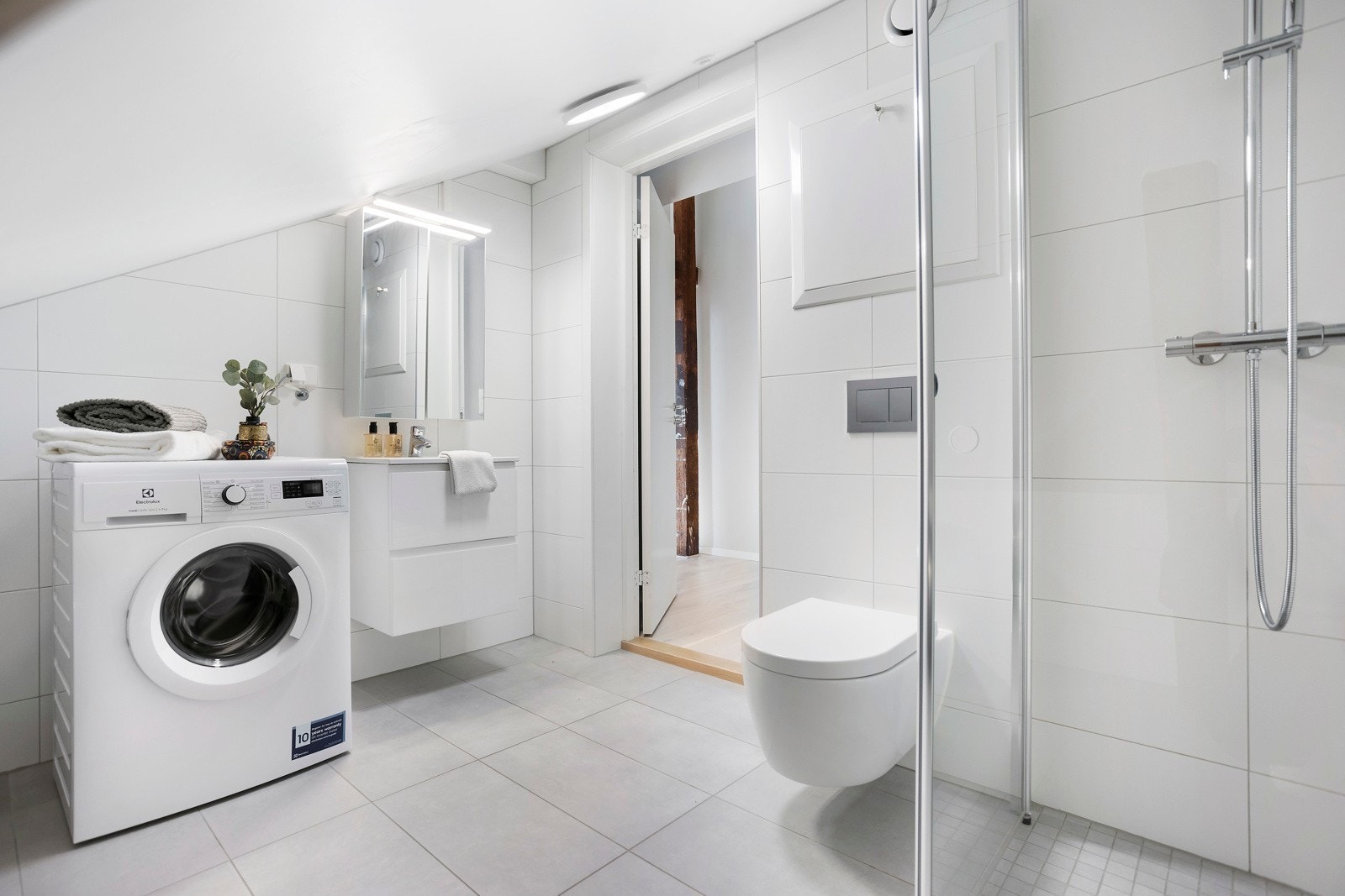 Bad 1 med dusj Galleribilde