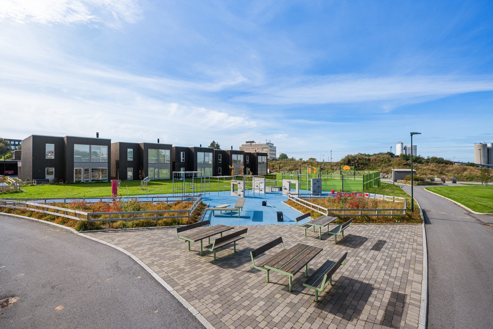 Enokbakken byr på flotte uteområder. Galleribilde