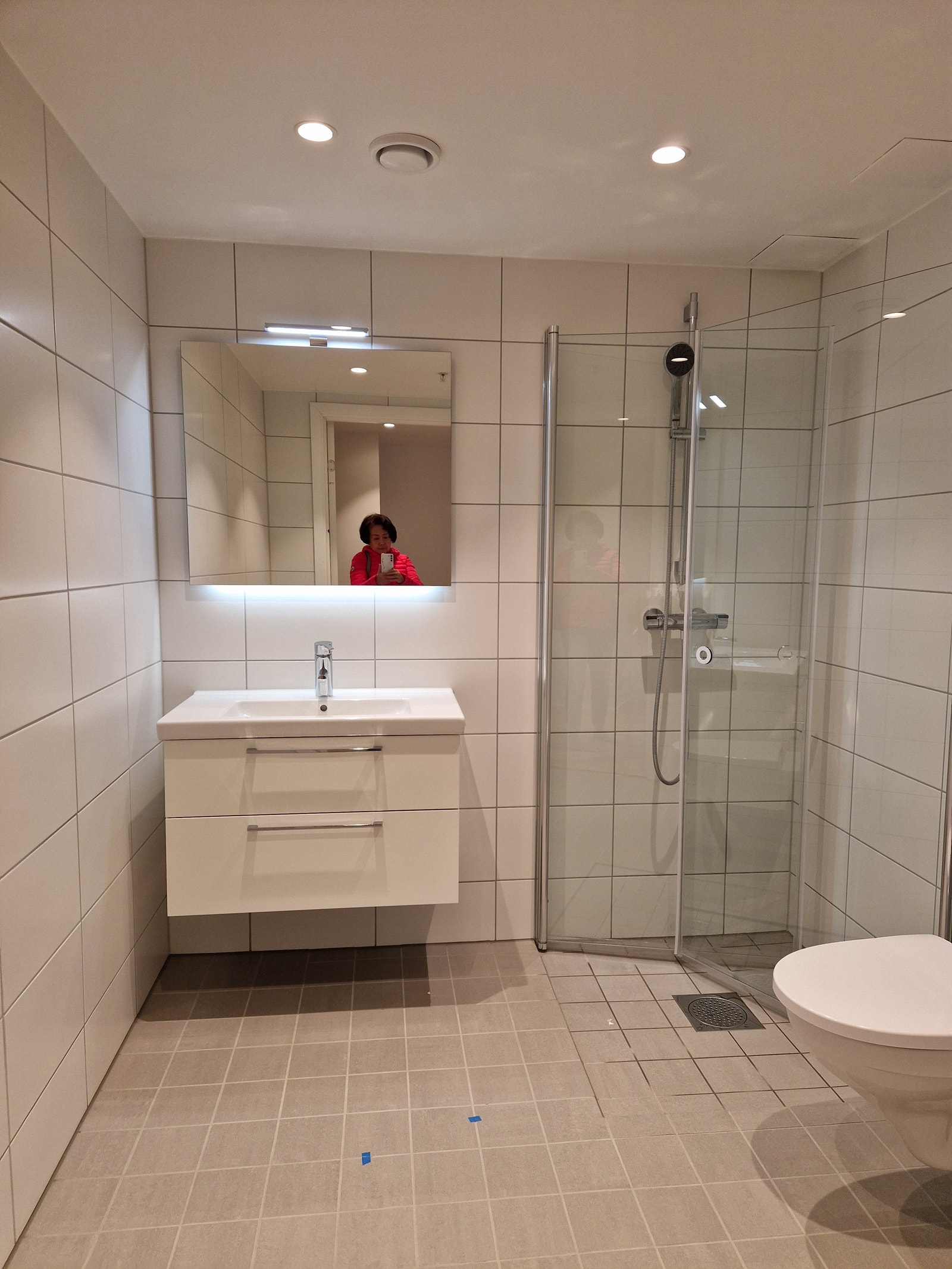 Bad rom med dusje Galleribilde