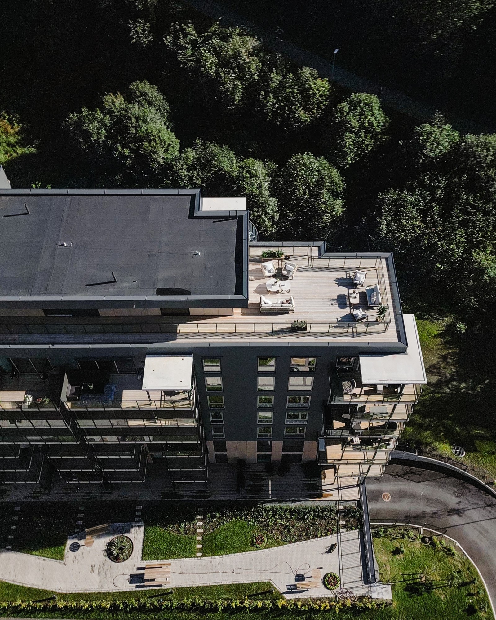 DJI_0381.MOV.00_00_16_17.Still001 Galleribilde