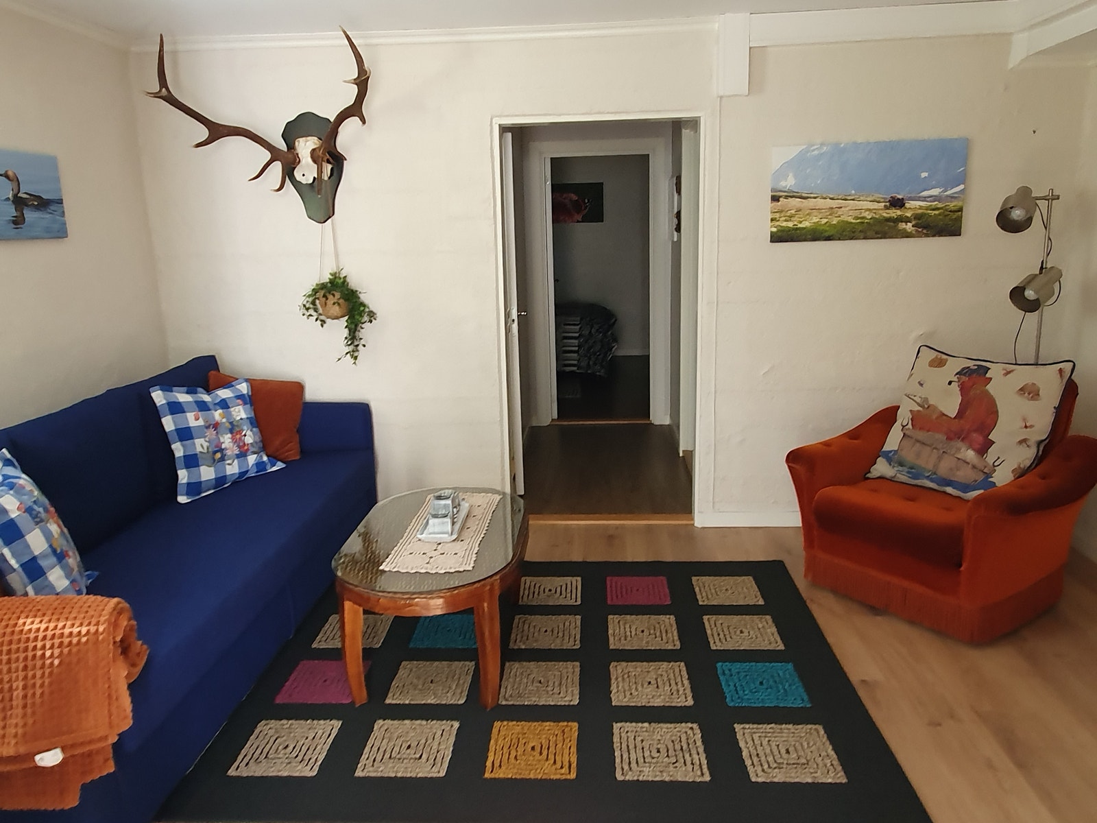 Stue m/sovesofa Galleribilde