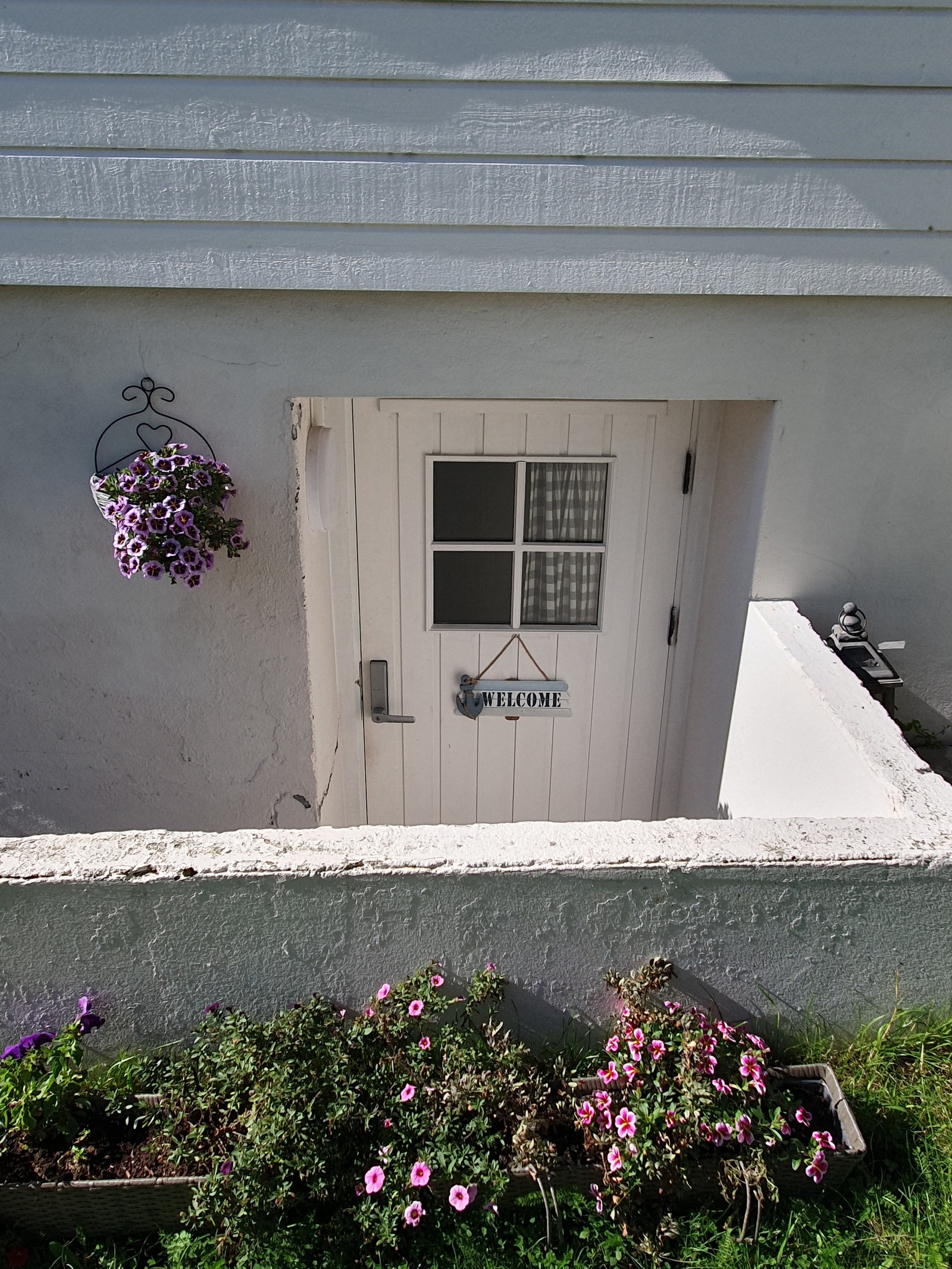 Dør/nedgang til leiligheten Galleribilde