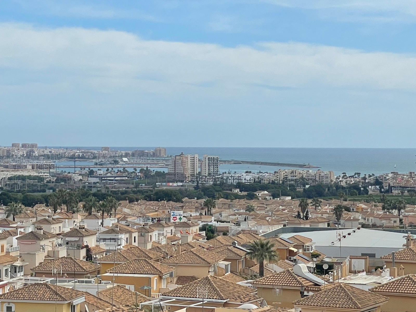 Utsikt mot Torrevieja Galleribilde
