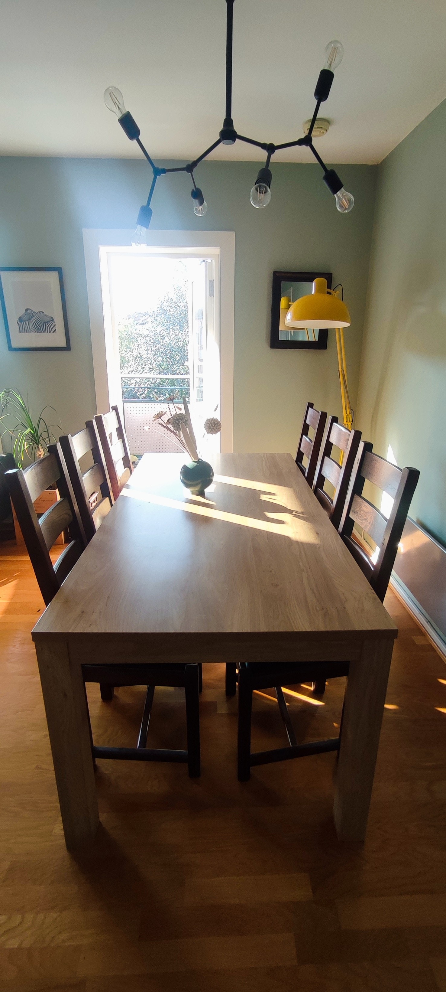 God spiseplass. Galleribilde