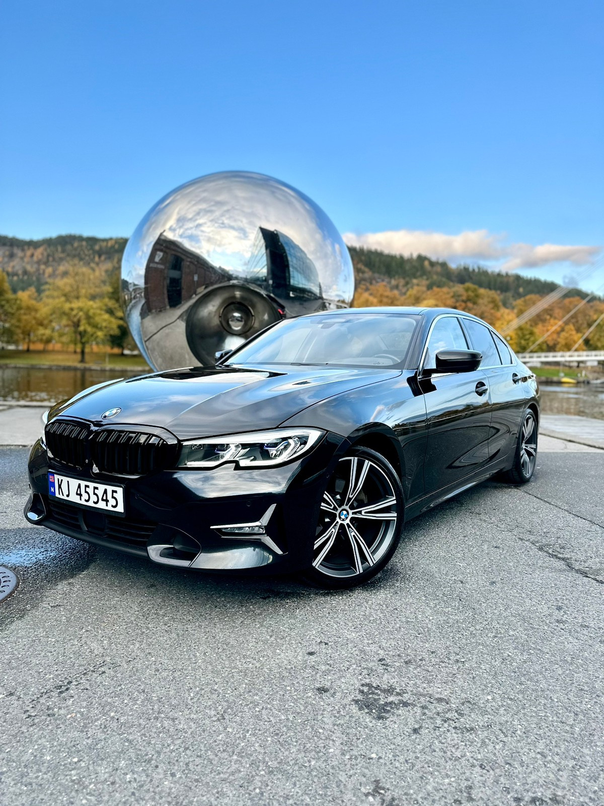 BMW 3-serie 320d xDrive/H&K/webasto/360/head up/memory setter/Laser