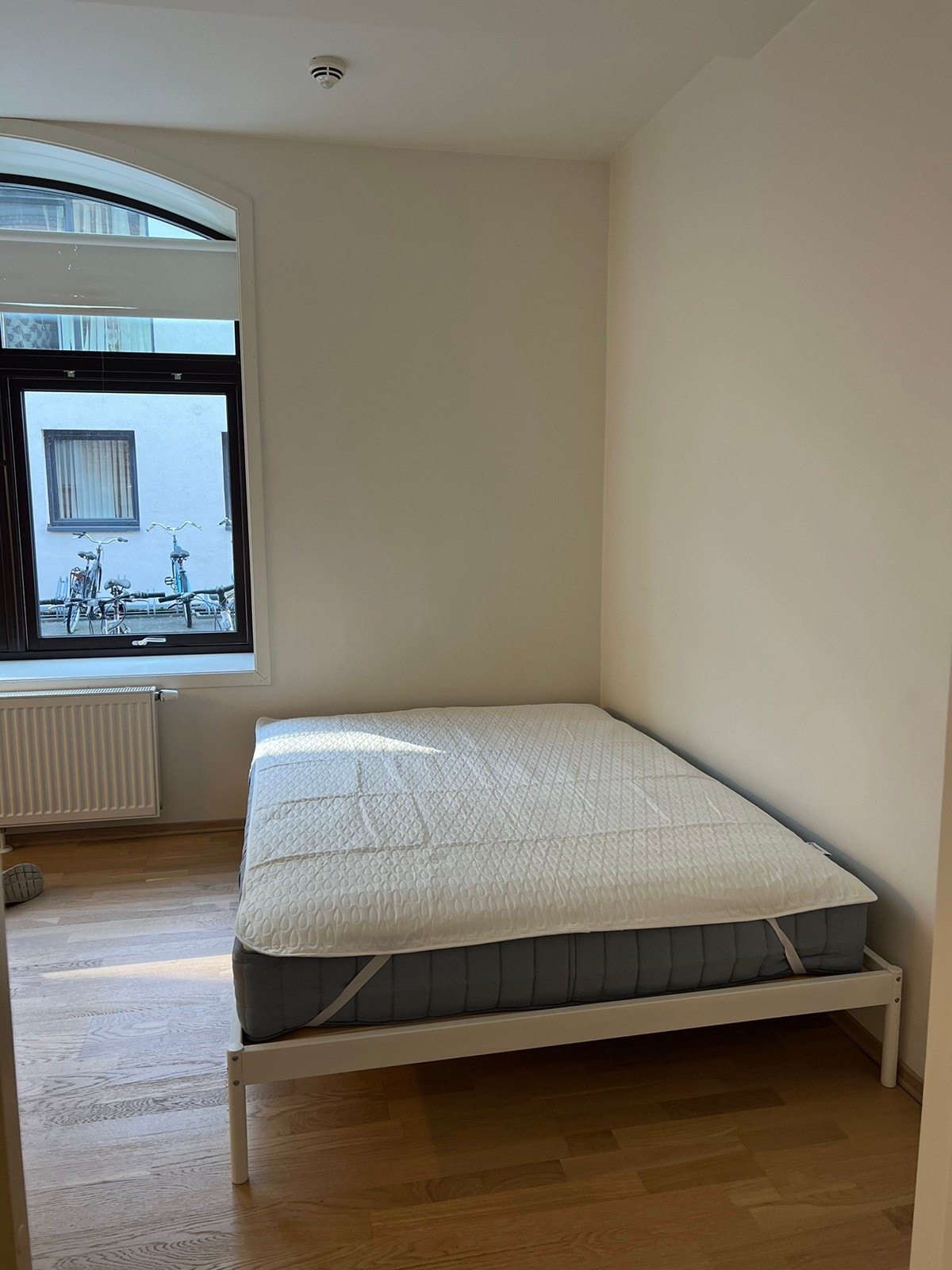 Helt ny seng Galleribilde