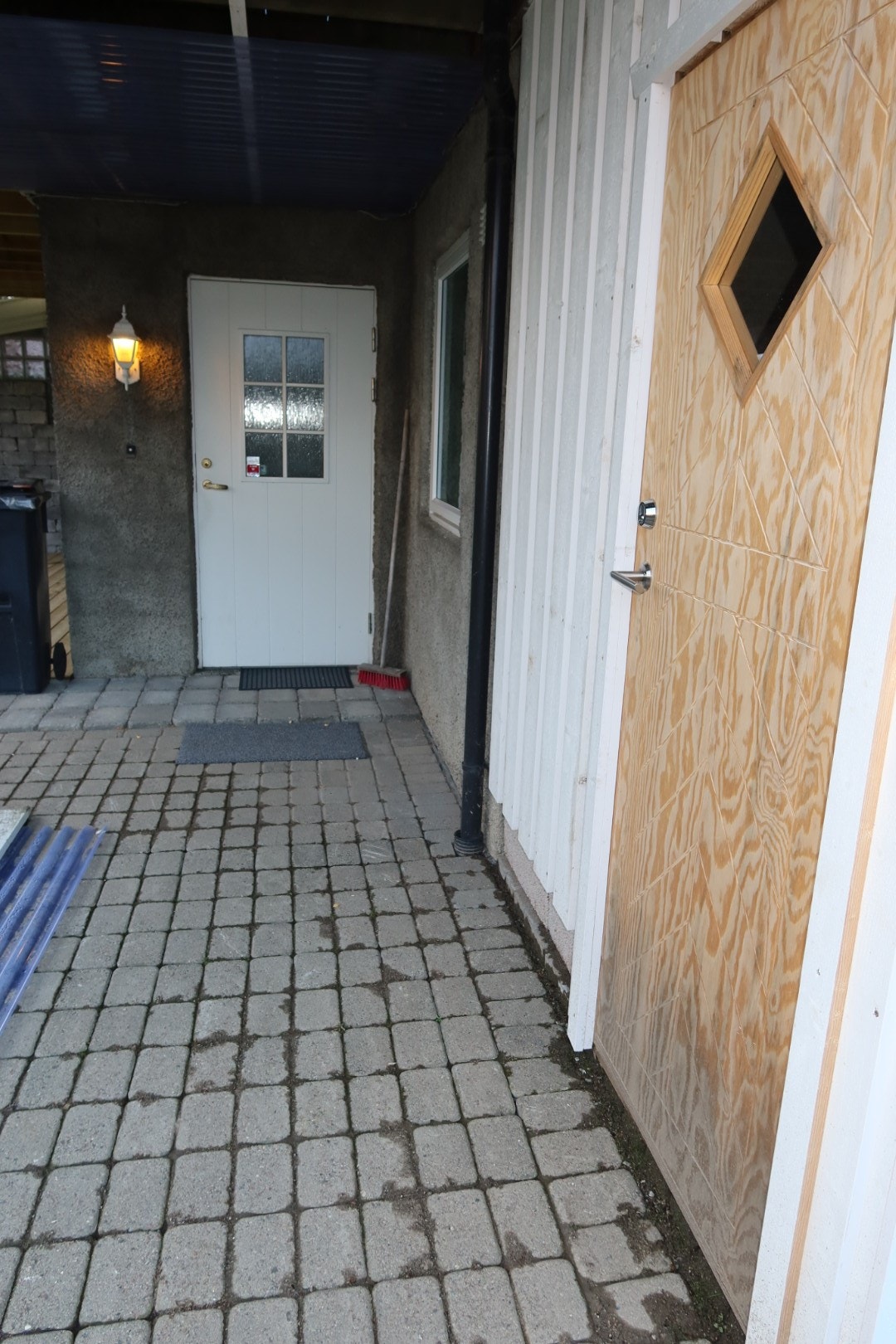 Inngangsdør og boddør Galleribilde