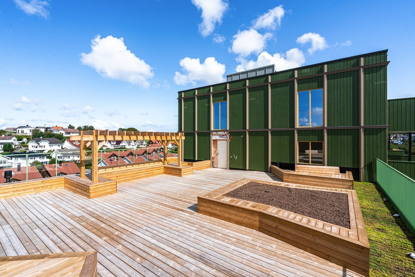 Kjekk takterrasse som beboere kan benytte seg av. Galleribilde