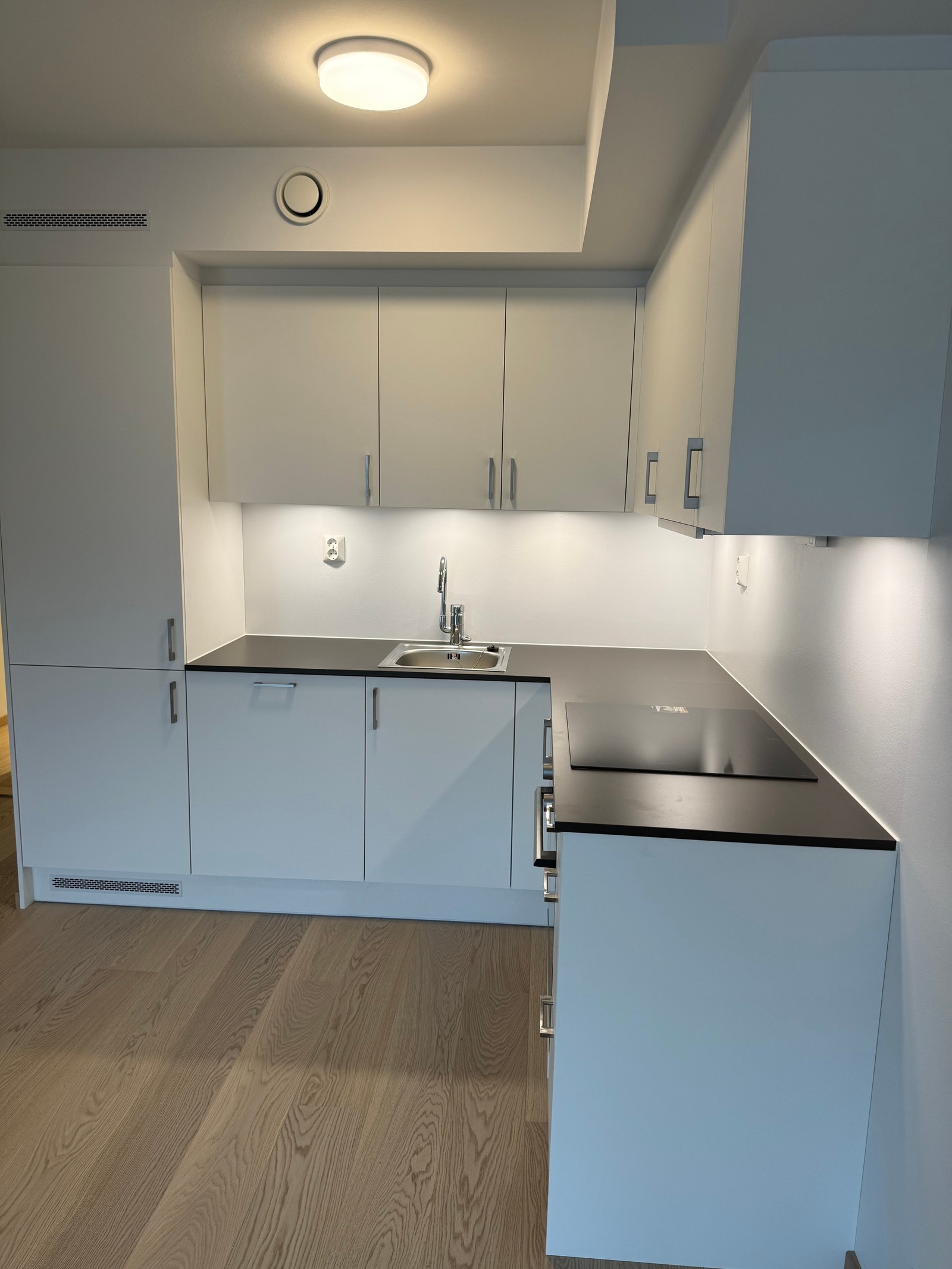 Åpen stue/kjøkken løsning Galleribilde