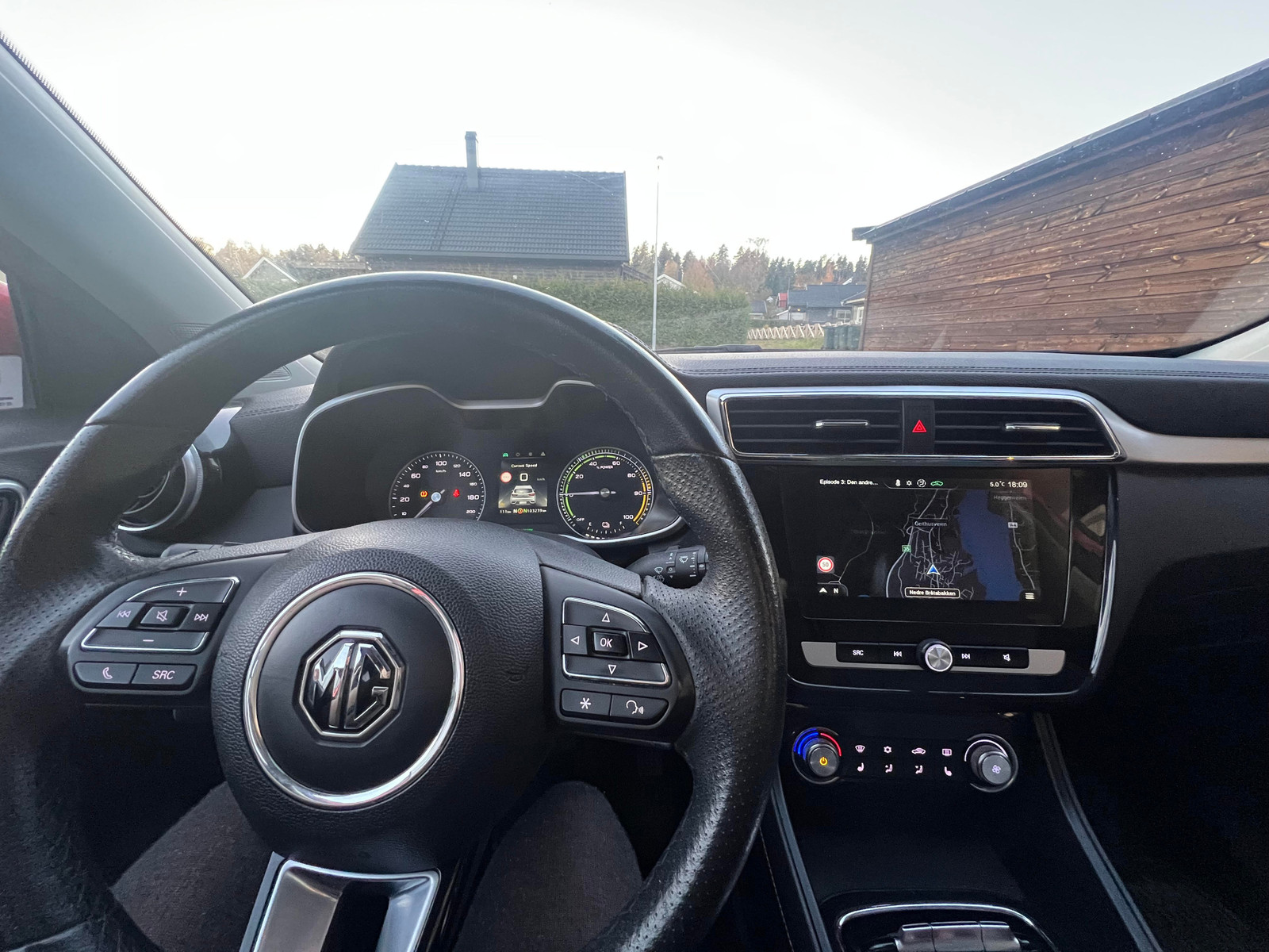 MG ZS EV 2