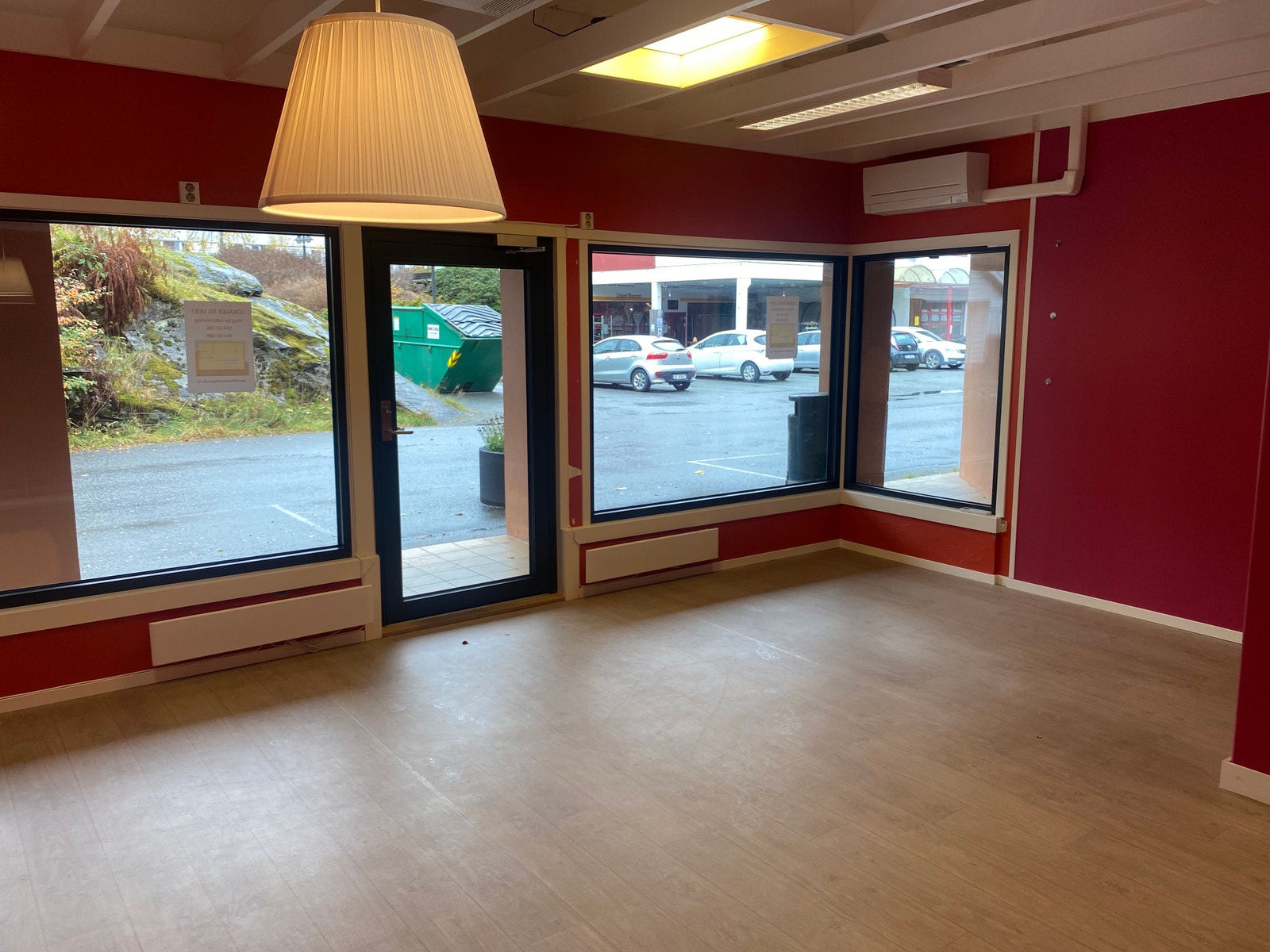 Lonevågen 5 Innvendig i lokalene Galleribilde