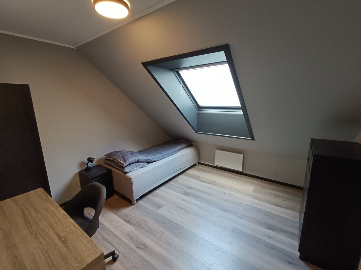 Soverom 2 i 2 etg Galleribilde