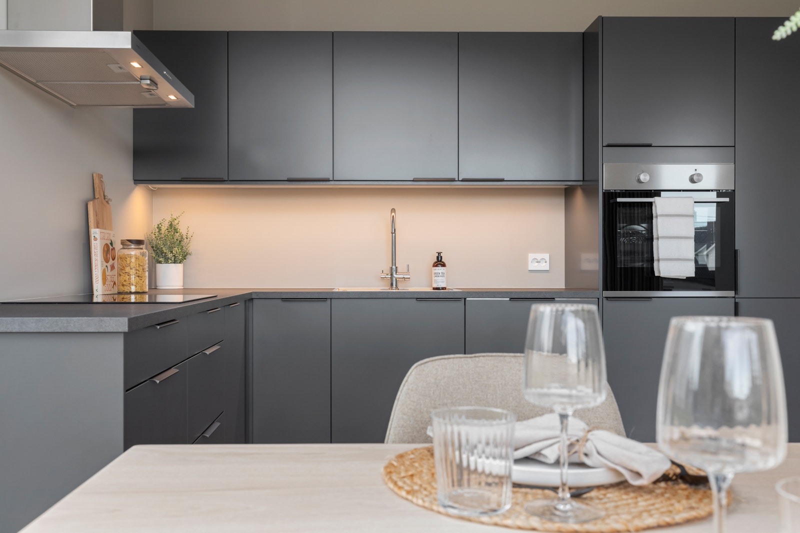 Mulighet for egne tilpasninger, farge- og materialvalg. Galleribilde