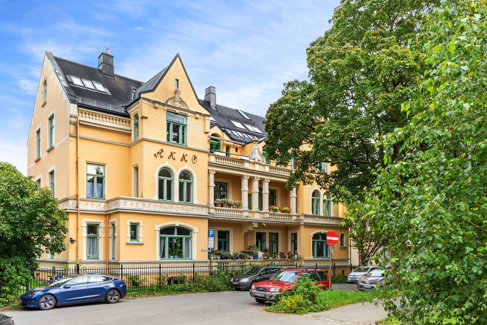 Geitmyrsveien 31 B ligger grensende mot parken på St.hanshaugen Galleribilde