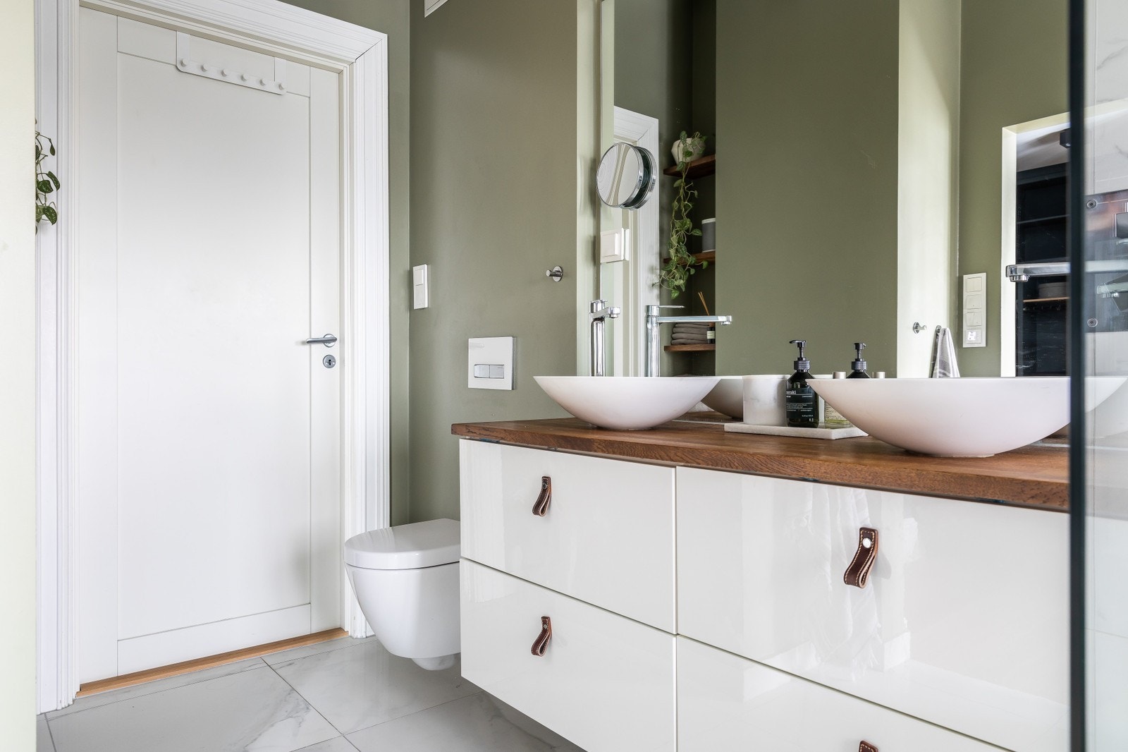 Doble vasker Galleribilde