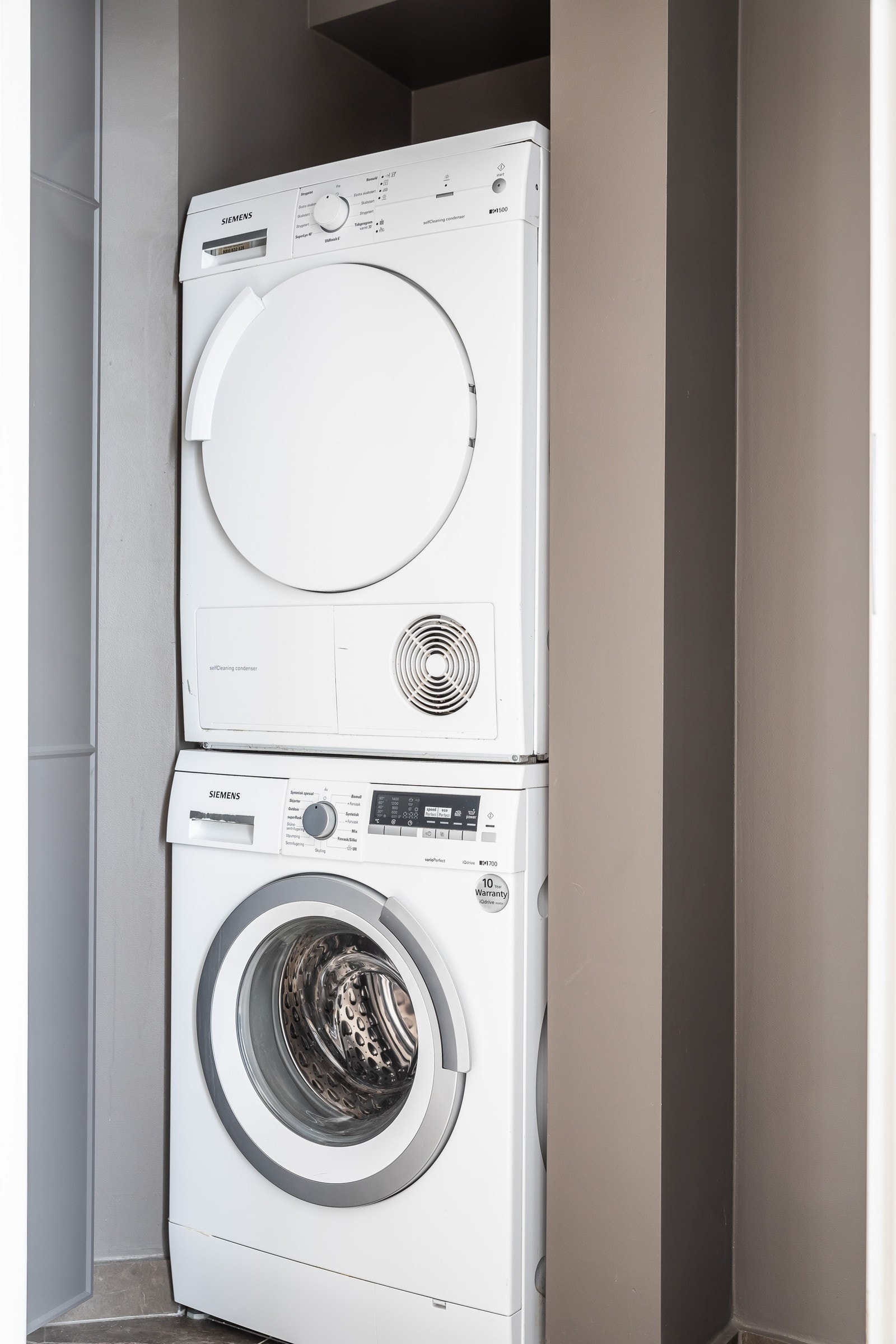 Opplegg for vaskemaskin og tørketrommel Galleribilde