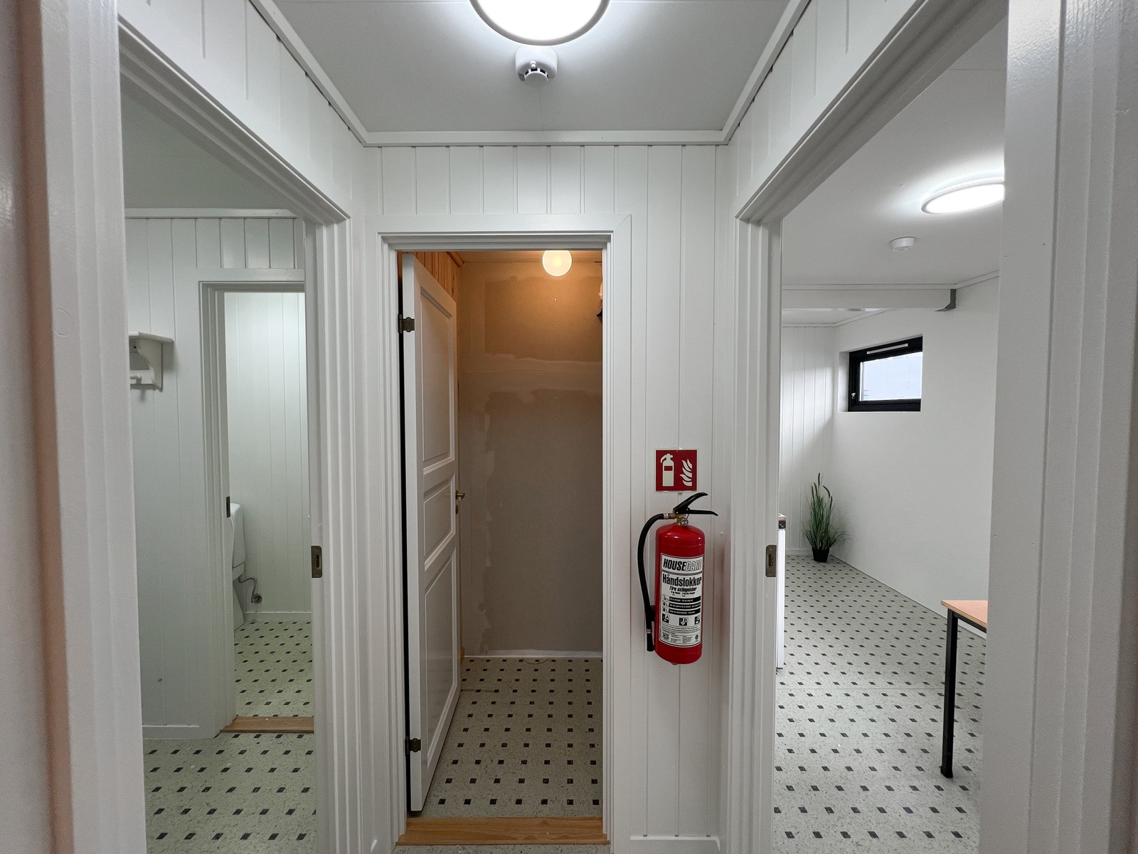 Gang og bod Galleribilde