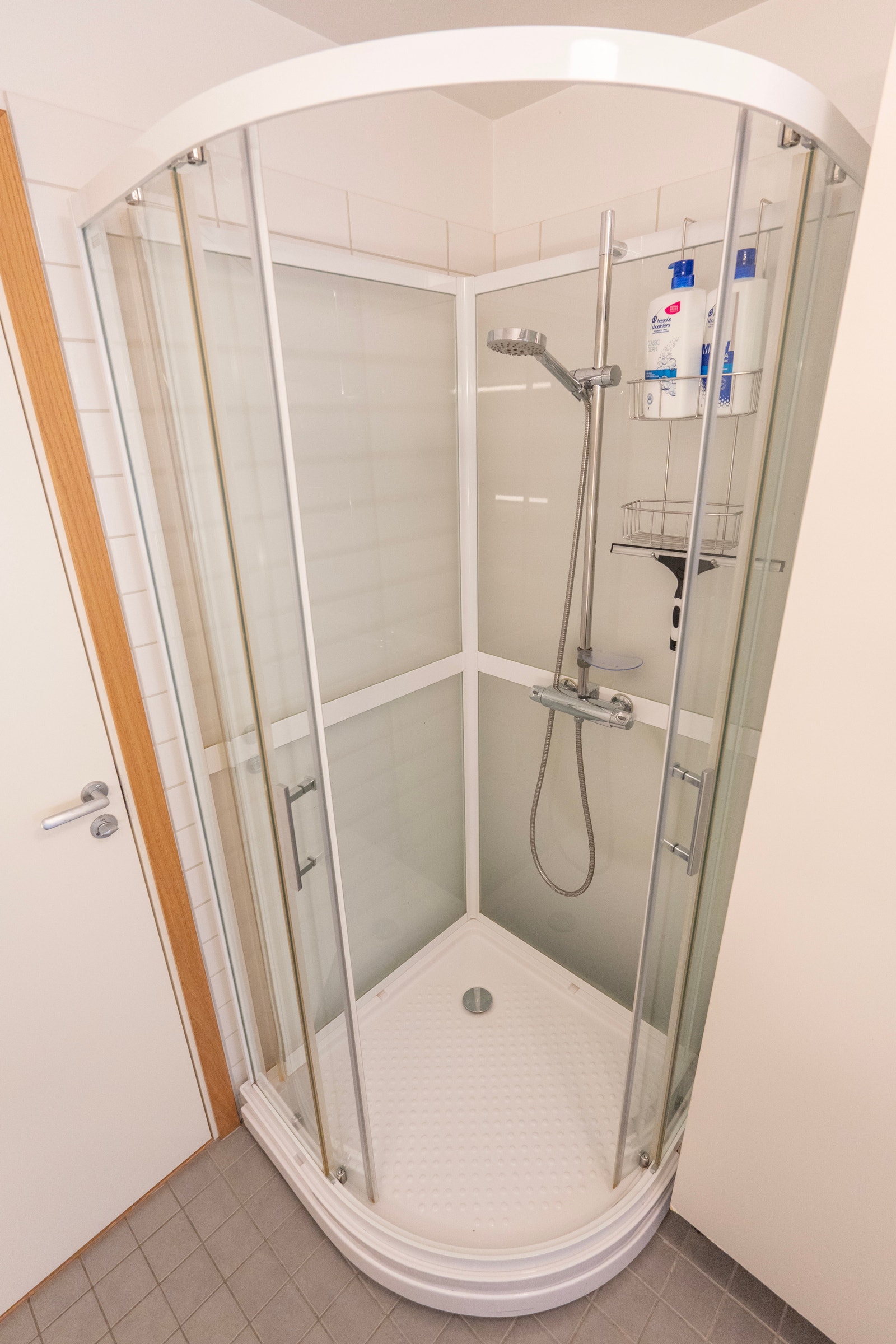 Dusj på bad Galleribilde