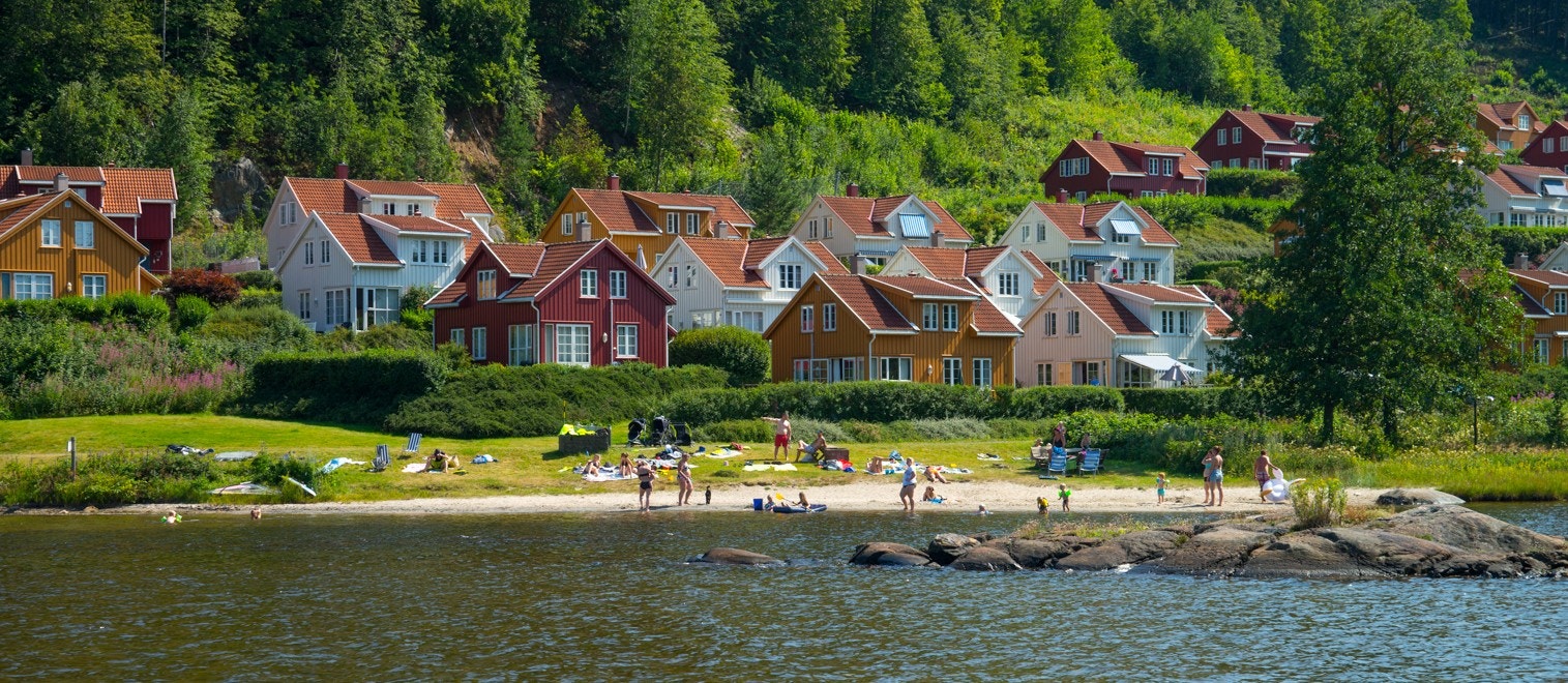 Sandstrand på hytteområdet Galleribilde