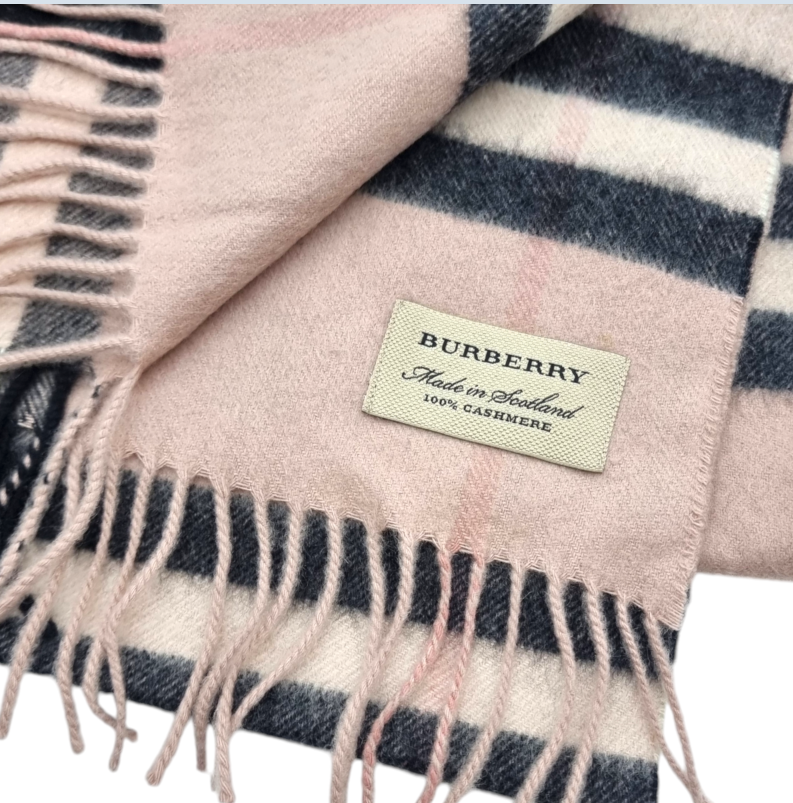 Burberry skjerf rosa hotsell