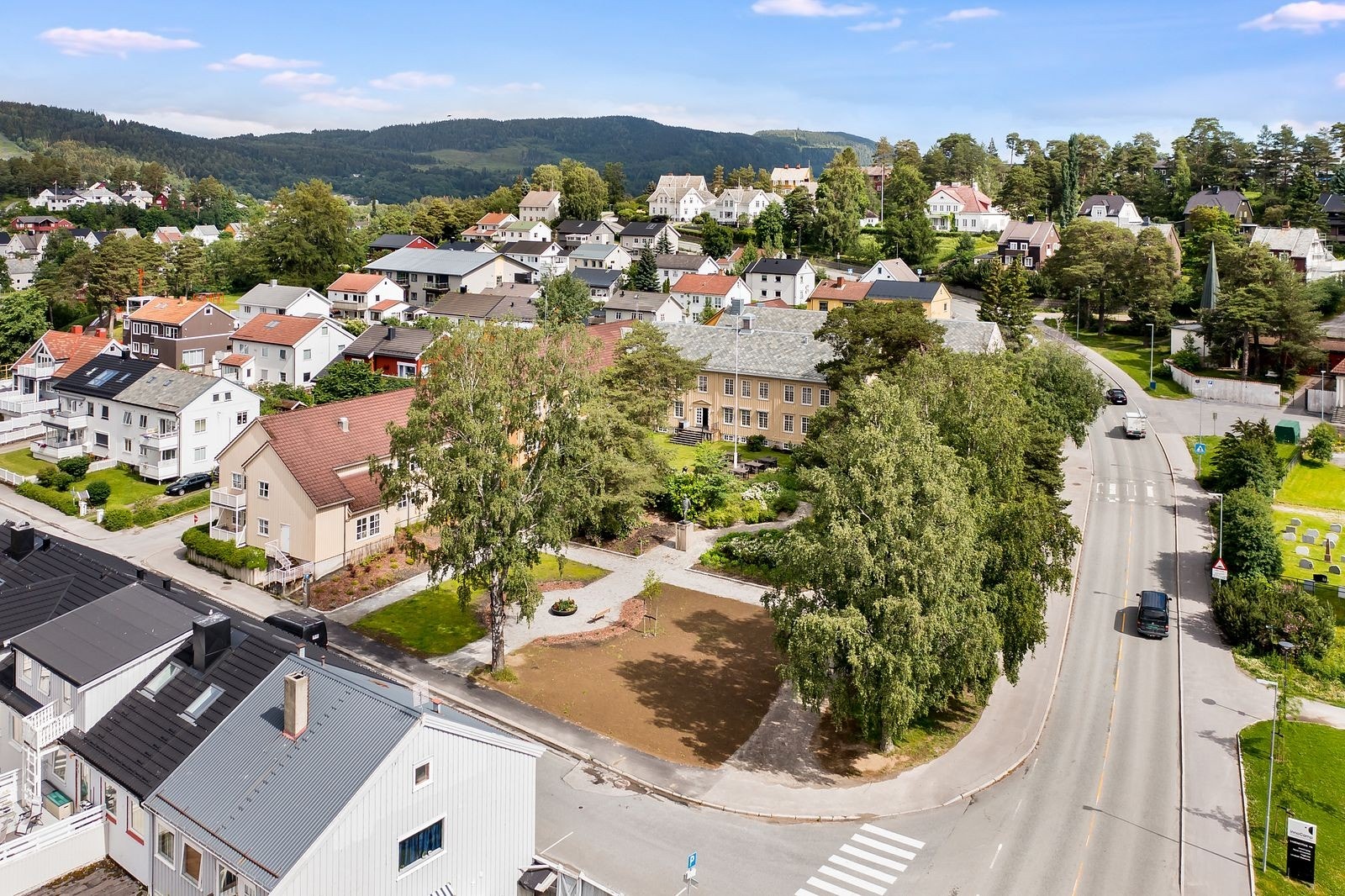 Sentralt beliggende 2- roms leilighet på bakkeplan Galleribilde
