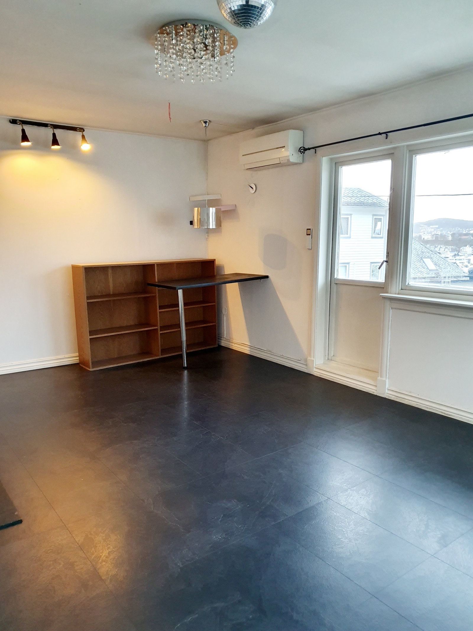 Romslig stue Galleribilde