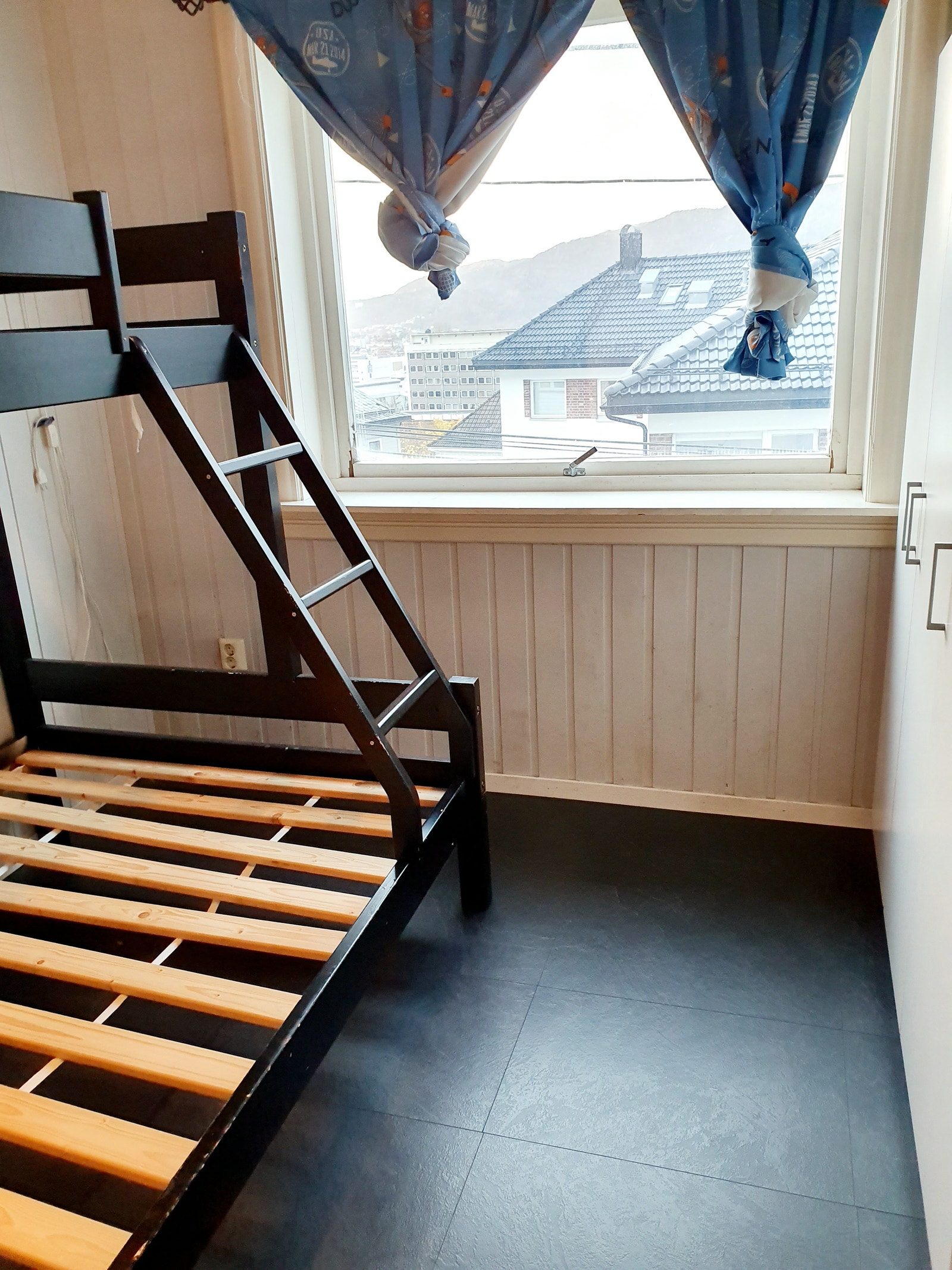 Soverom 2 med to etasjer seng Galleribilde