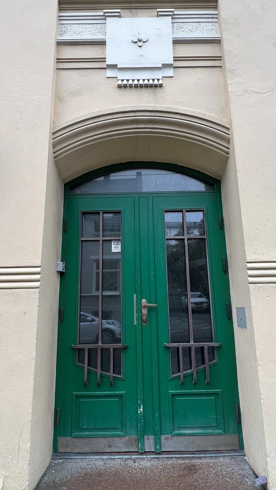 Vakkert inngangsparti Galleribilde