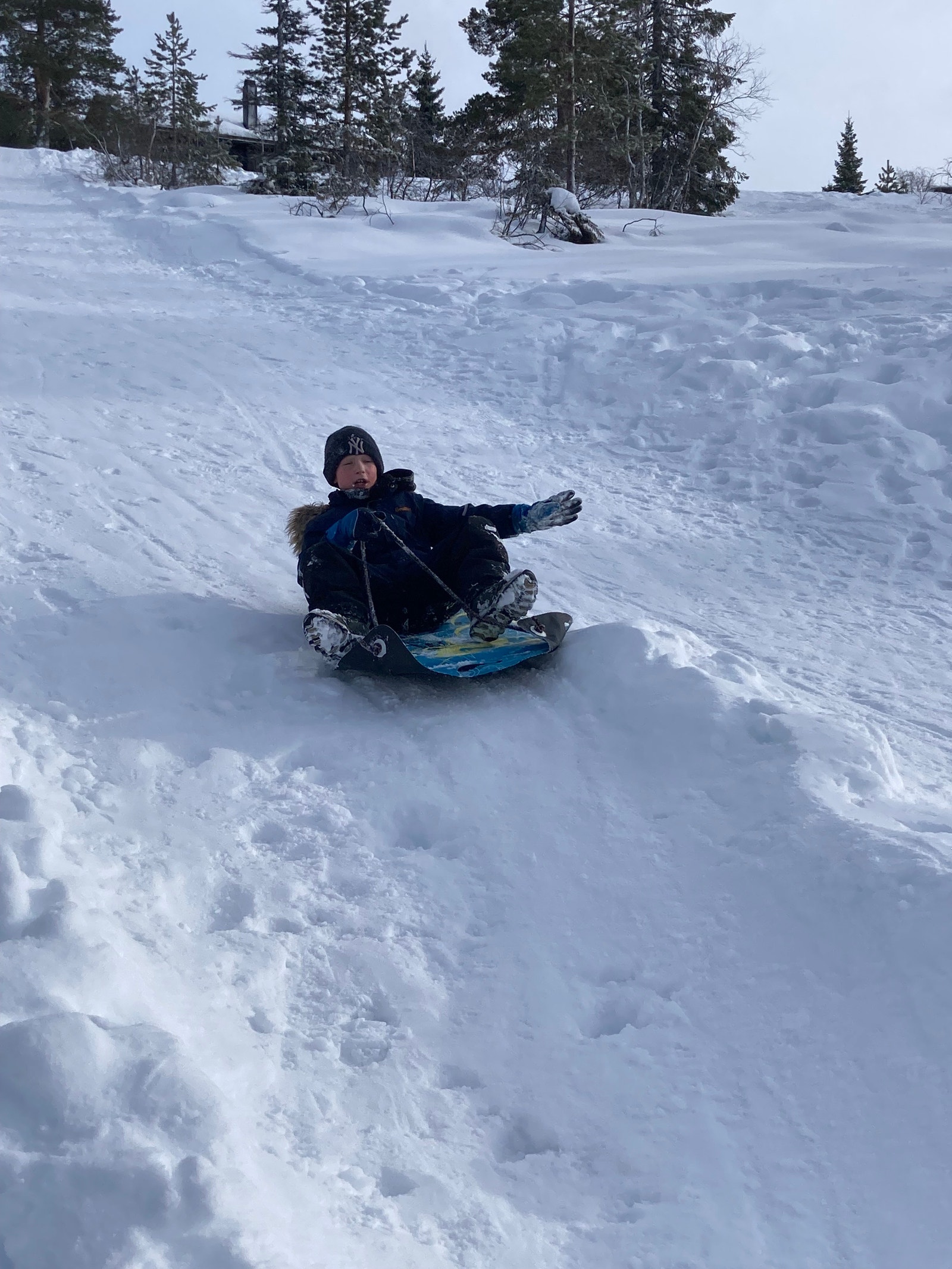 Akebakke som prepareres på vinteren. Ligger 5 min fra hytta Galleribilde