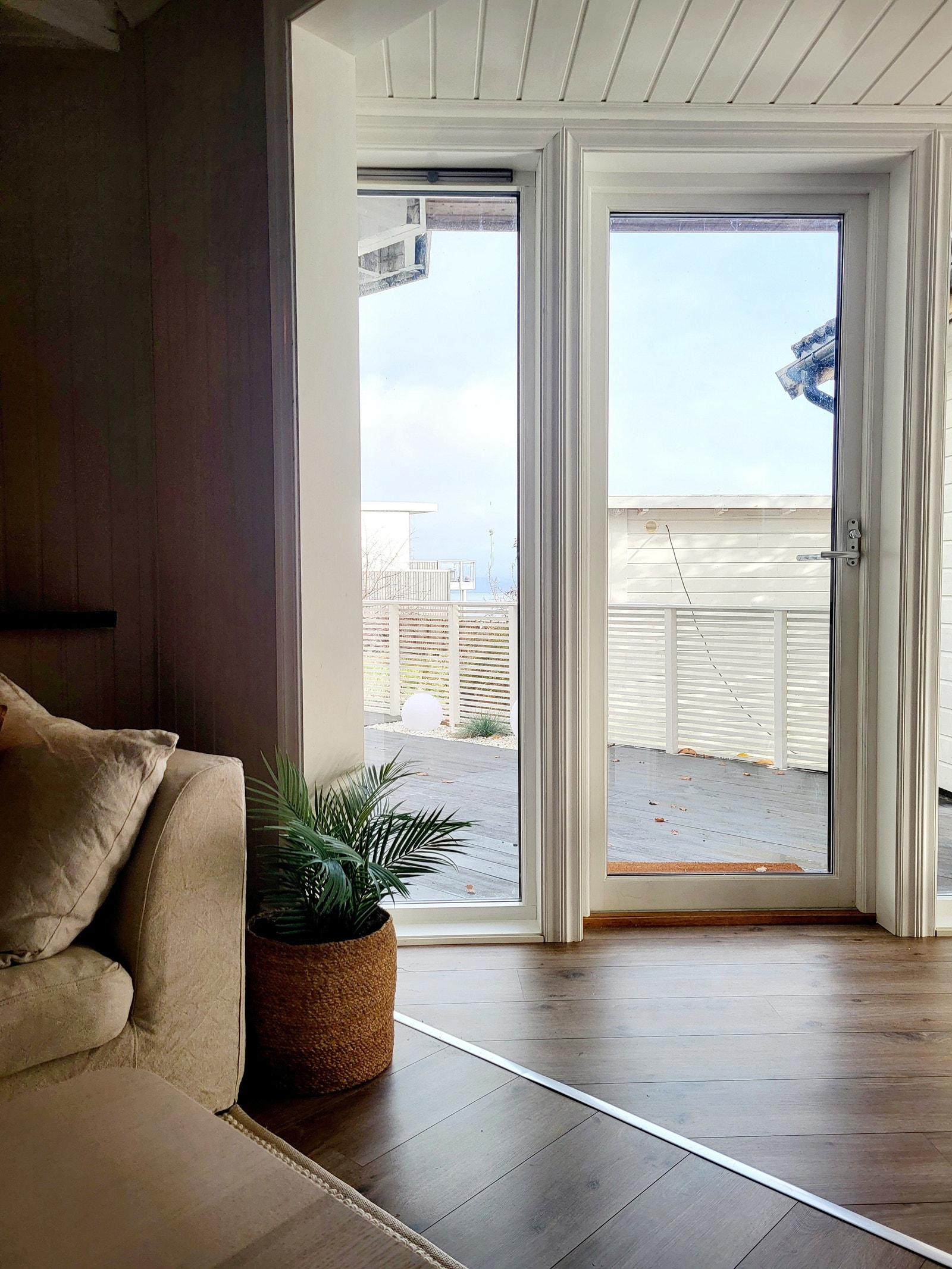 Fra stue ut til terrasse. Galleribilde