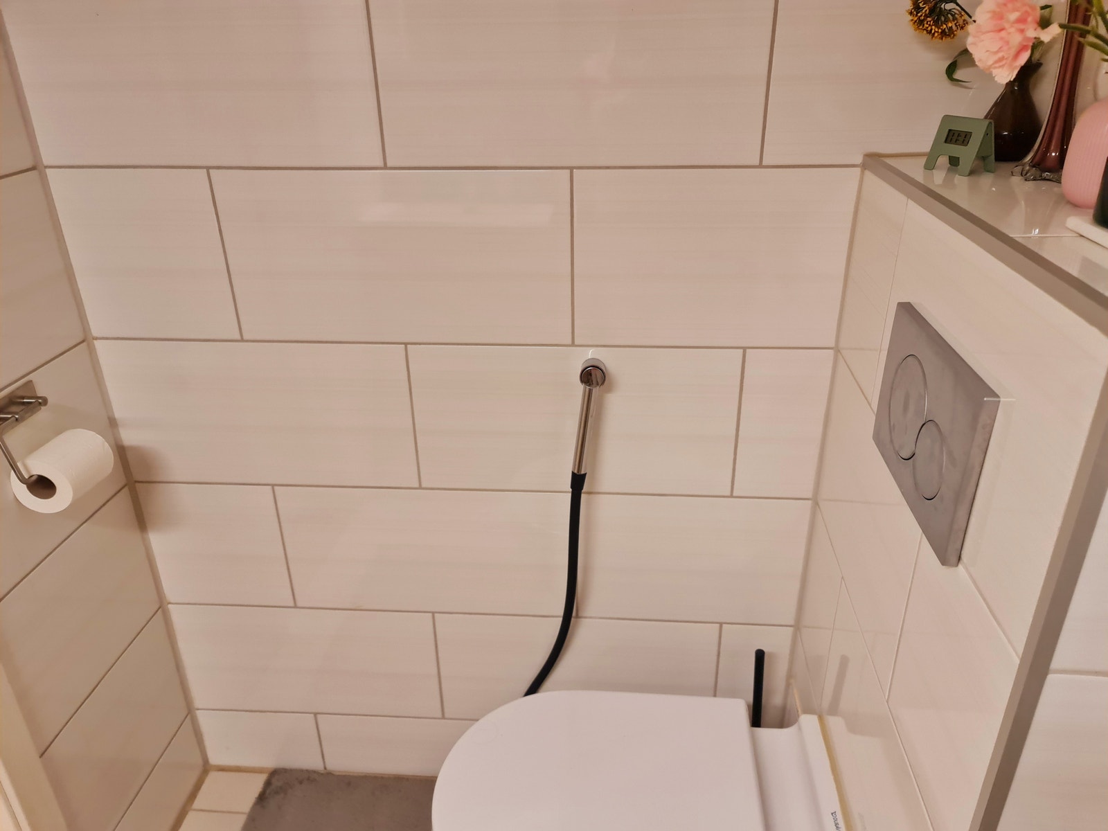 Toilett 2 med hånddusj Galleribilde