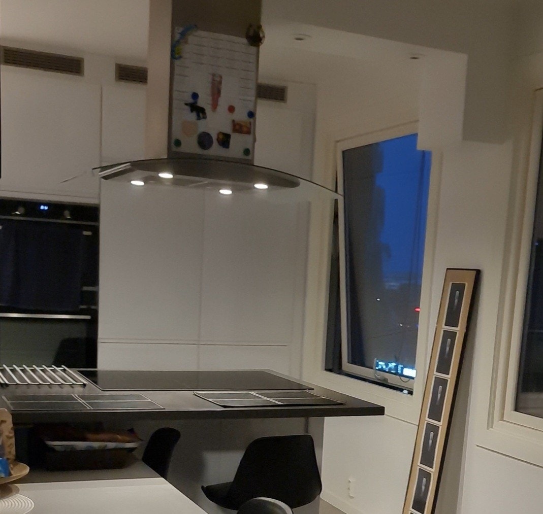 Kjøkken øy - induksjon oven. 2 Eletrikk oven+ kombi mikro Galleribilde