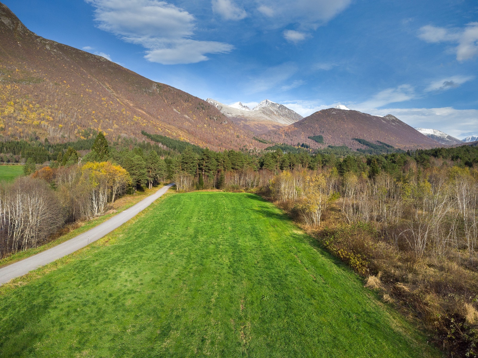 Dronefoto av tomteområdet Galleribilde