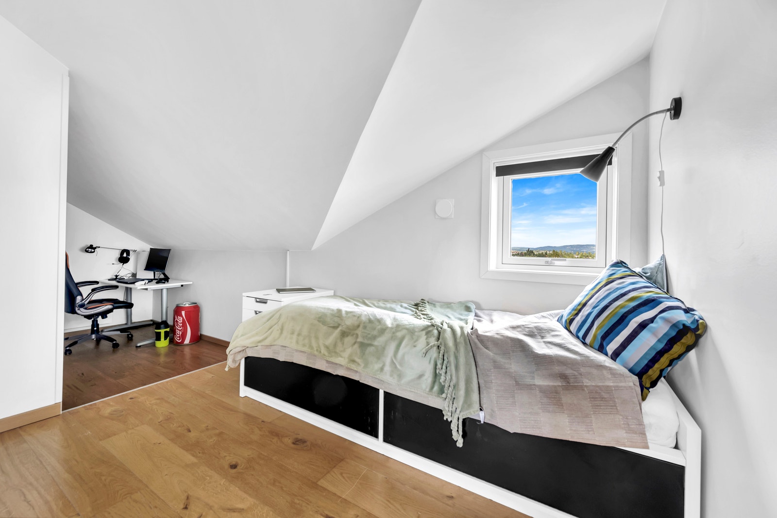 Soverom 2. etg. Galleribilde