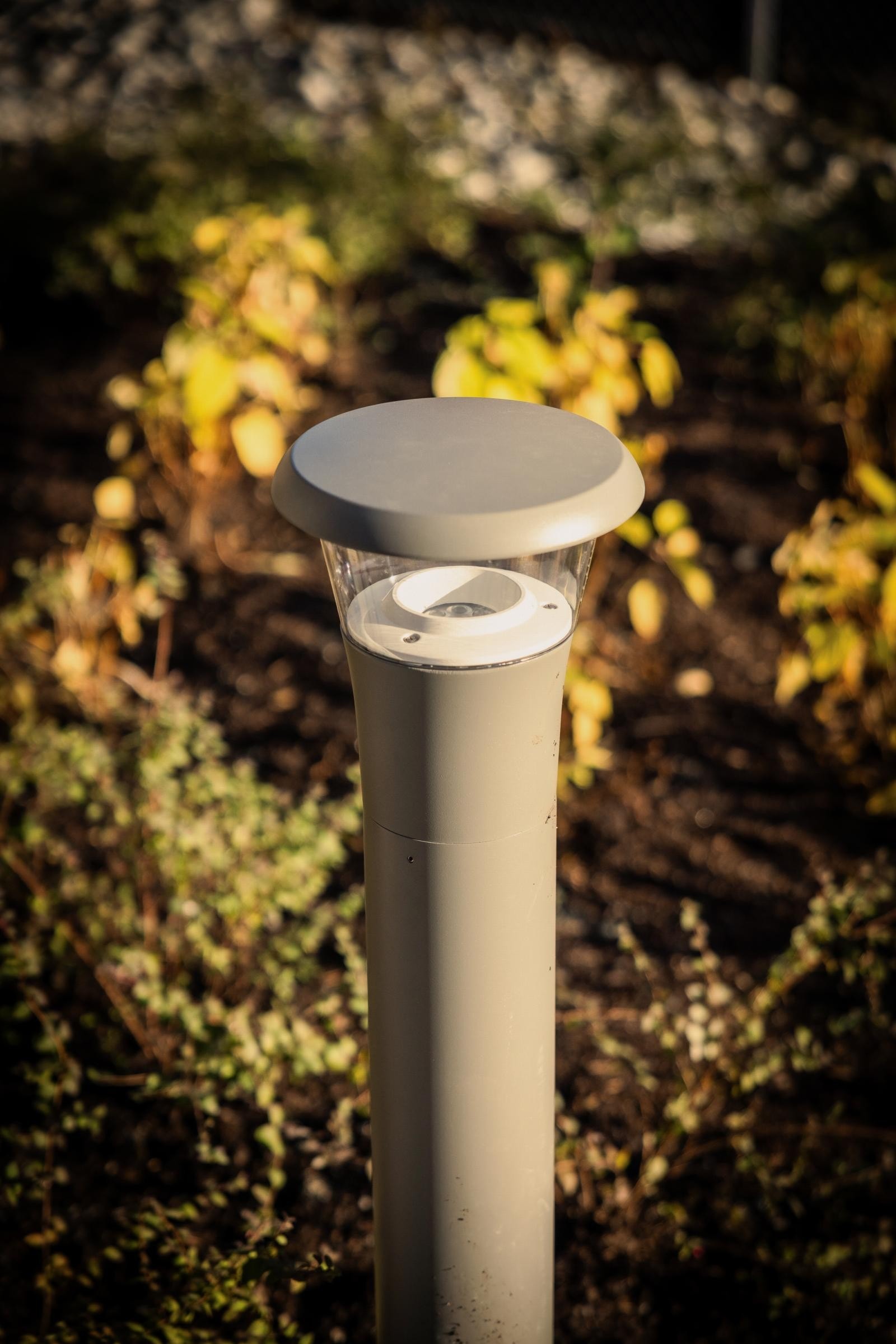 Detalj fra utebelysningen i gårdsrommet Galleribilde