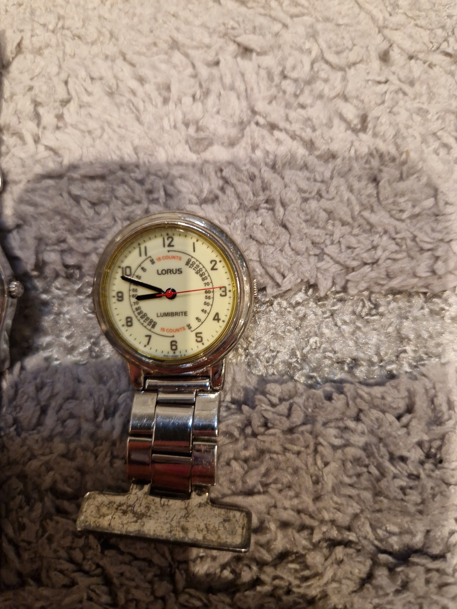 2stk klokker fra Lorus FINN-torget