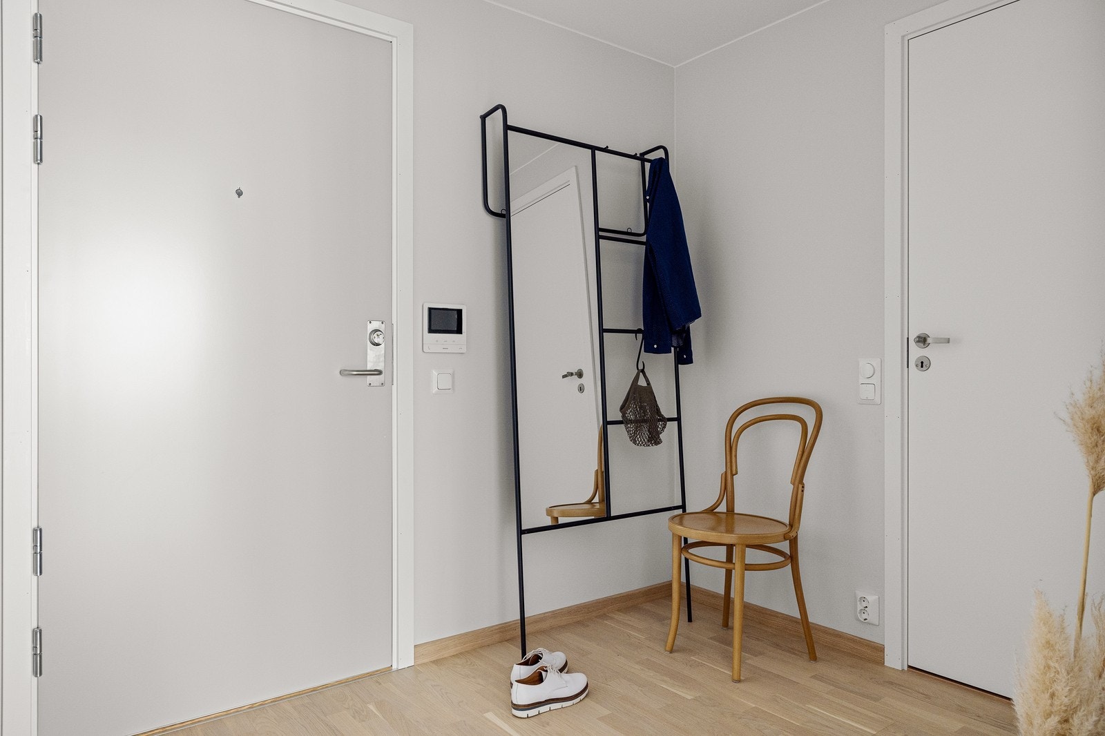 Gang med plass til garderobeløsning Galleribilde