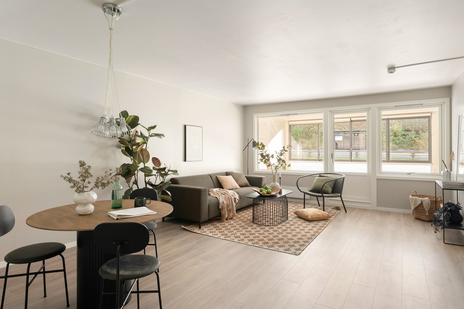 Leiligheten befinner seg i Greåkerdalen - her bor du svært sentralt, selv om området er litt utenfor den travleste bykjernen. Galleribilde