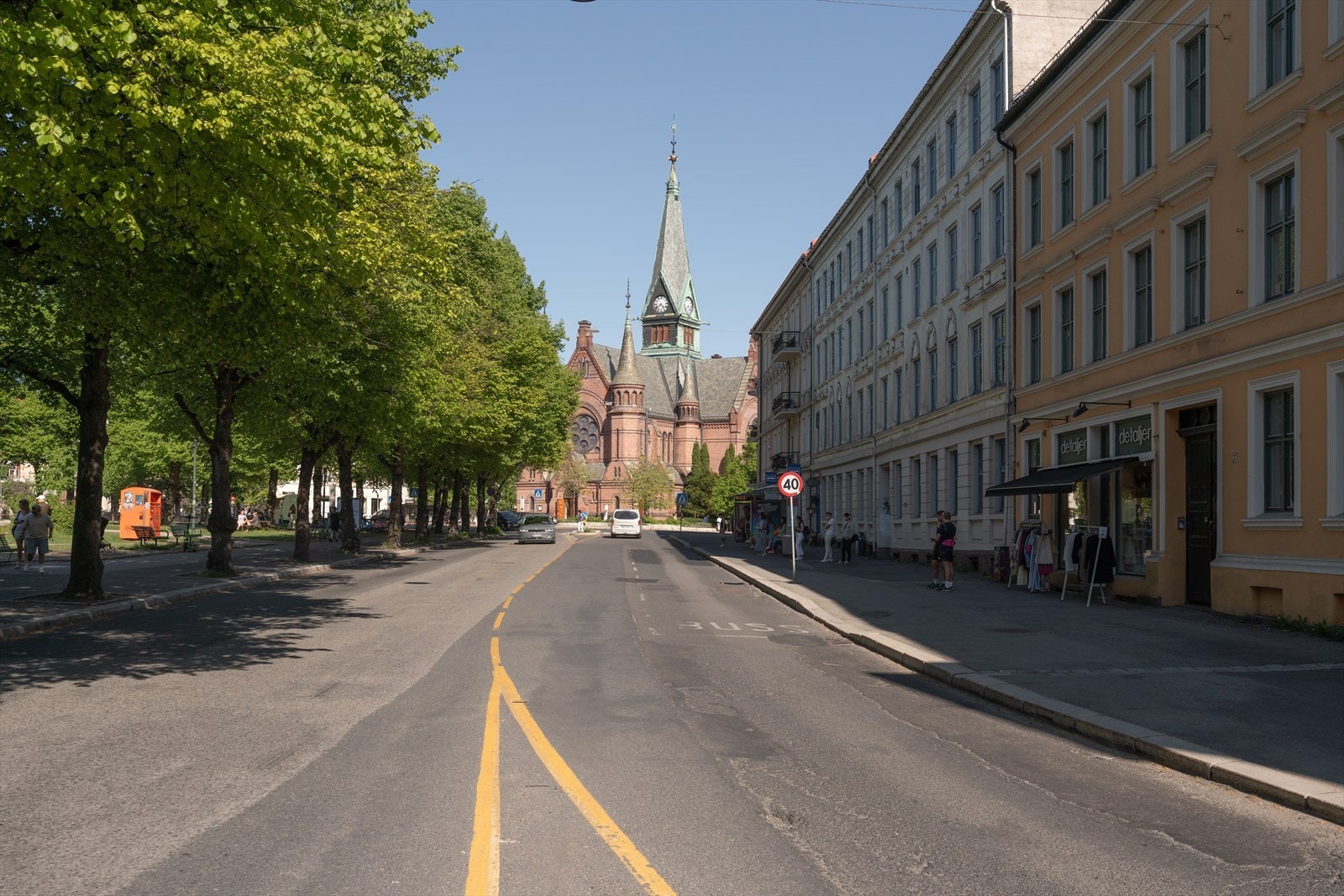Her bor du supersentralt på Sagene med umiddelbar nærhet til kollektiv transport, kafeer og koselige nisjebutikker. Galleribilde