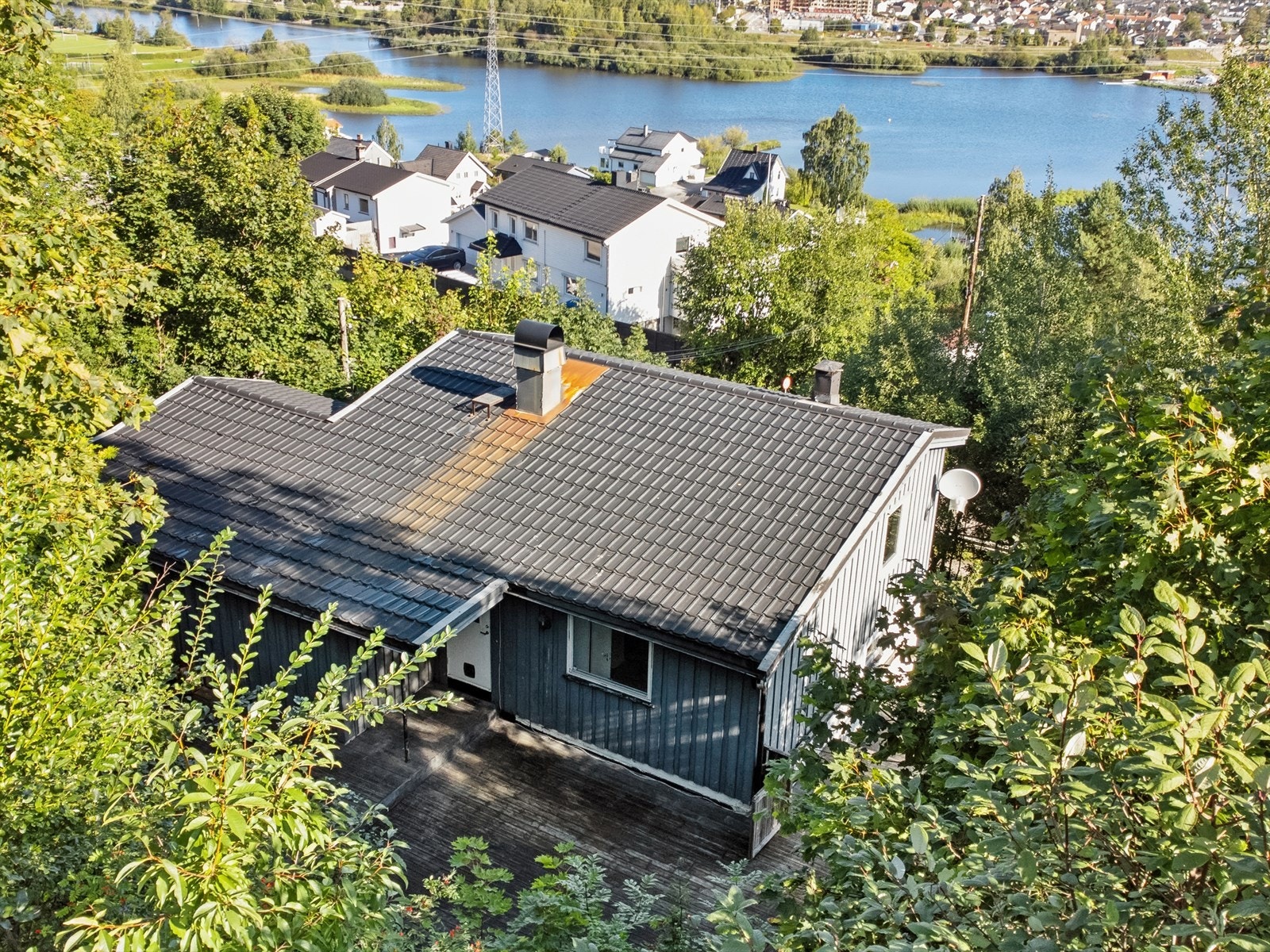 DNB Eiendom v/Malin Bruer (414 89 493) ønsker velkommen til Nedre Rælingsveg 185! Galleribilde