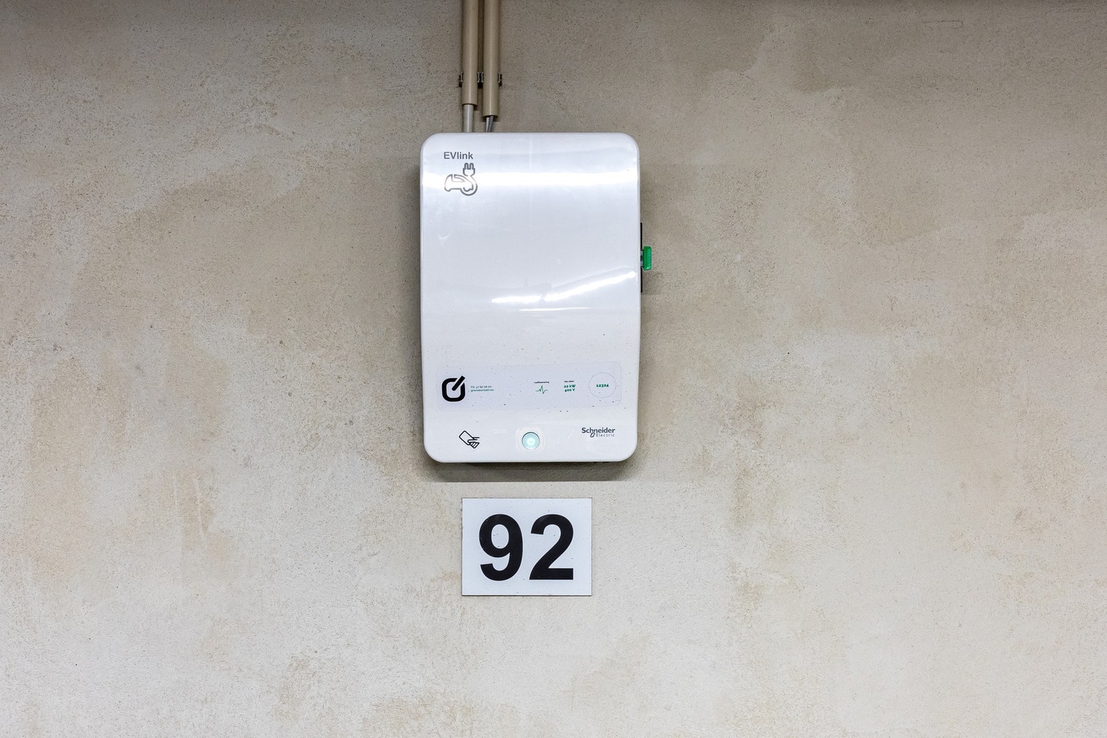 Her er det montert lader. Galleribilde