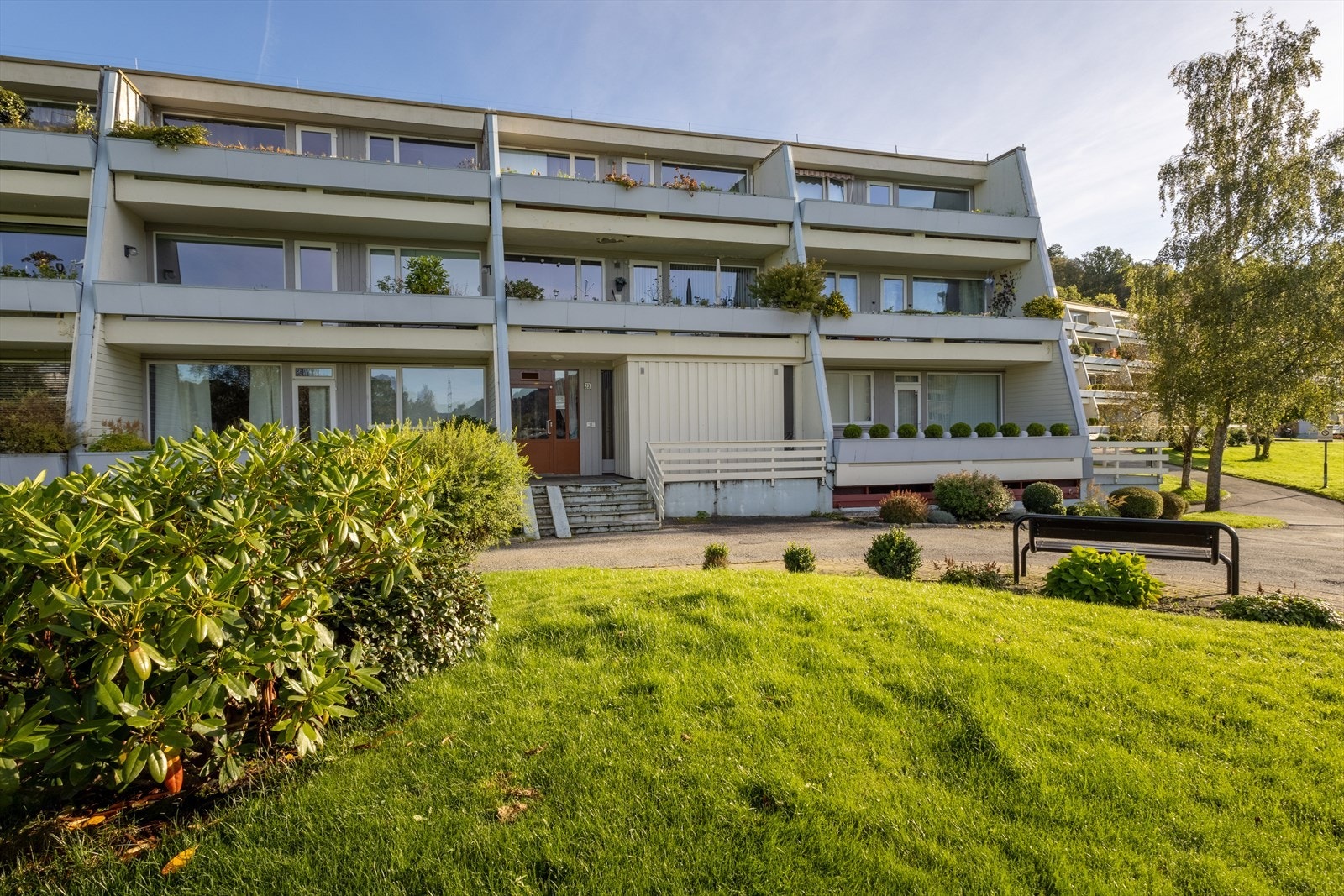 Velholdte fellesarealer og mye grønnstruktur Galleribilde