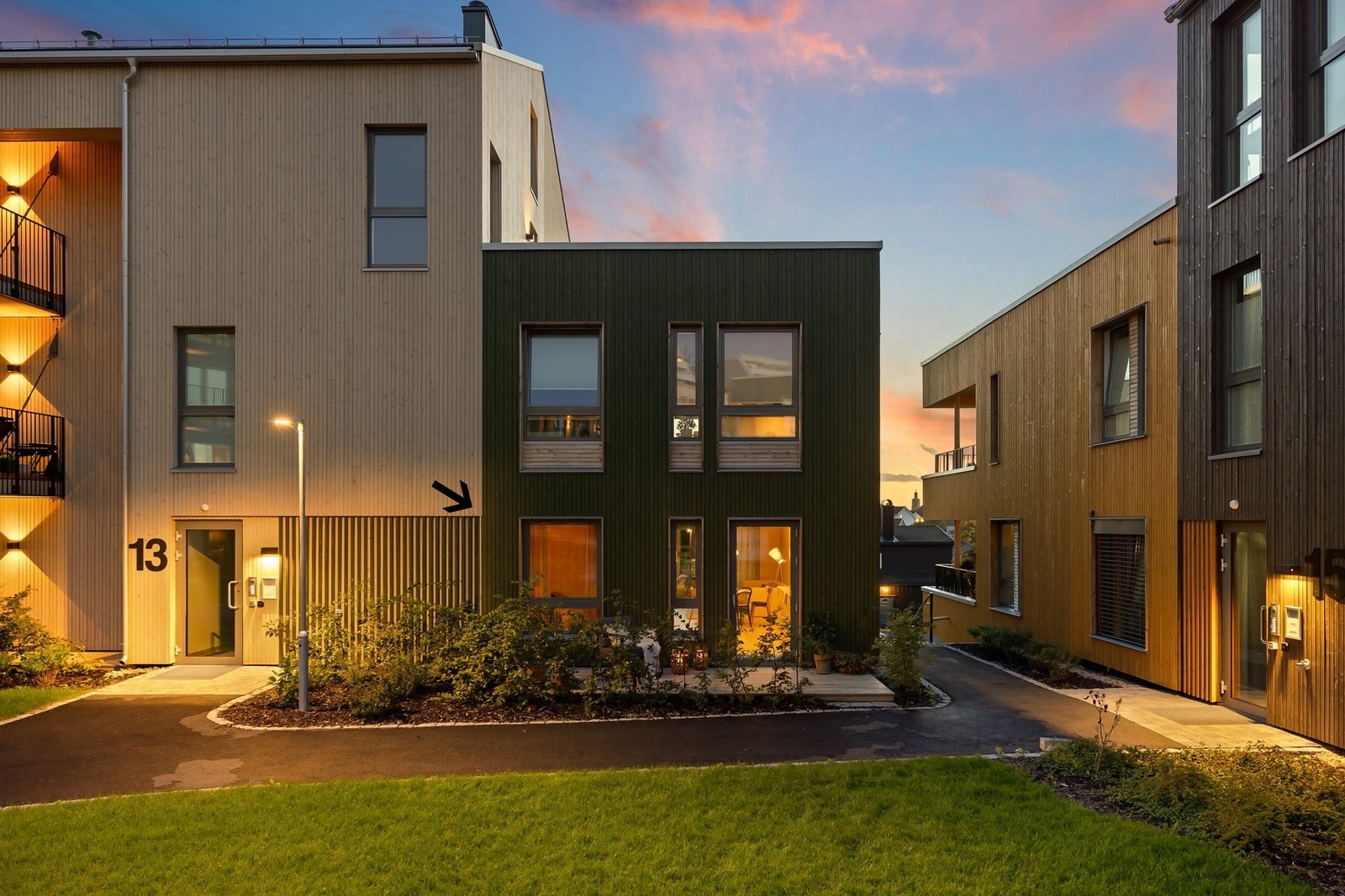 Leiligheten har adkomst fra bakkeplan Galleribilde