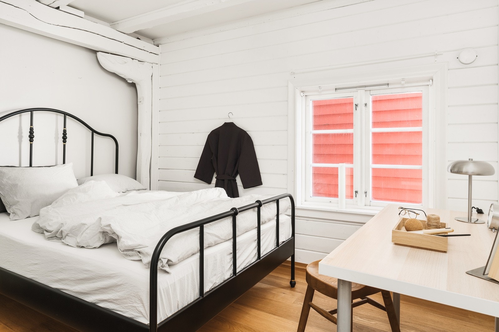 Soverommet har tilkomst fra gangen og måler 10 kvm. Galleribilde