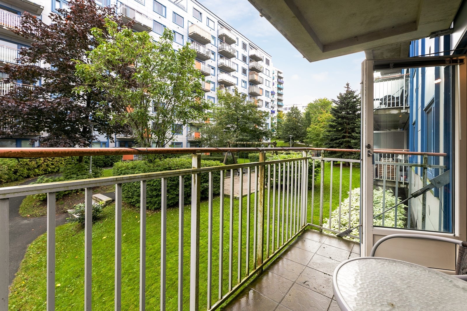 Vi ønsker deg velkommen til Sinsenveien 7! Boligen presenteres av Simon Nguyen v/Aktiv eiendom. Galleribilde