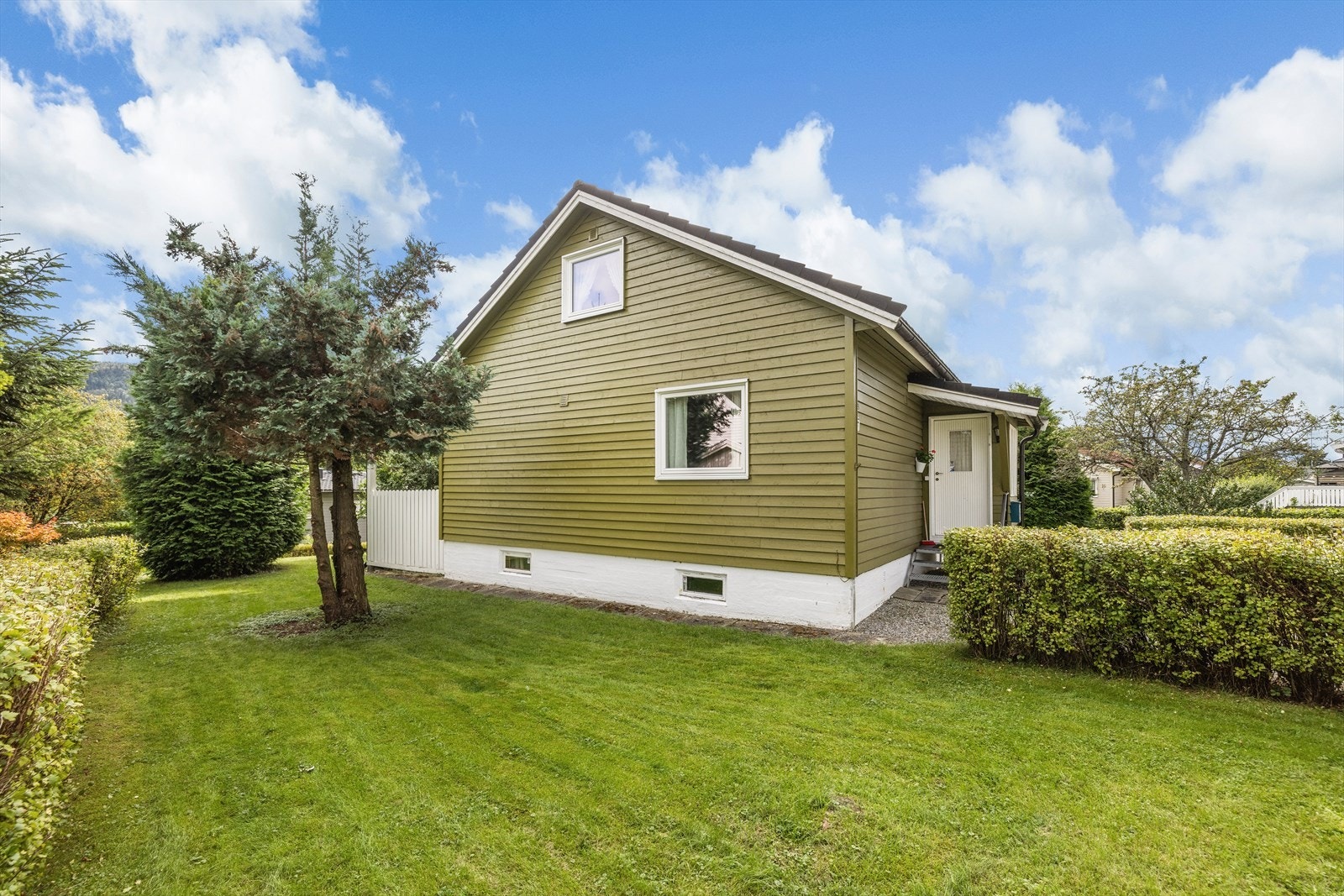 Bukta 43 ligger sentralt og attraktivt til på Solbergmoen, i et rolig boligstrøk. Galleribilde