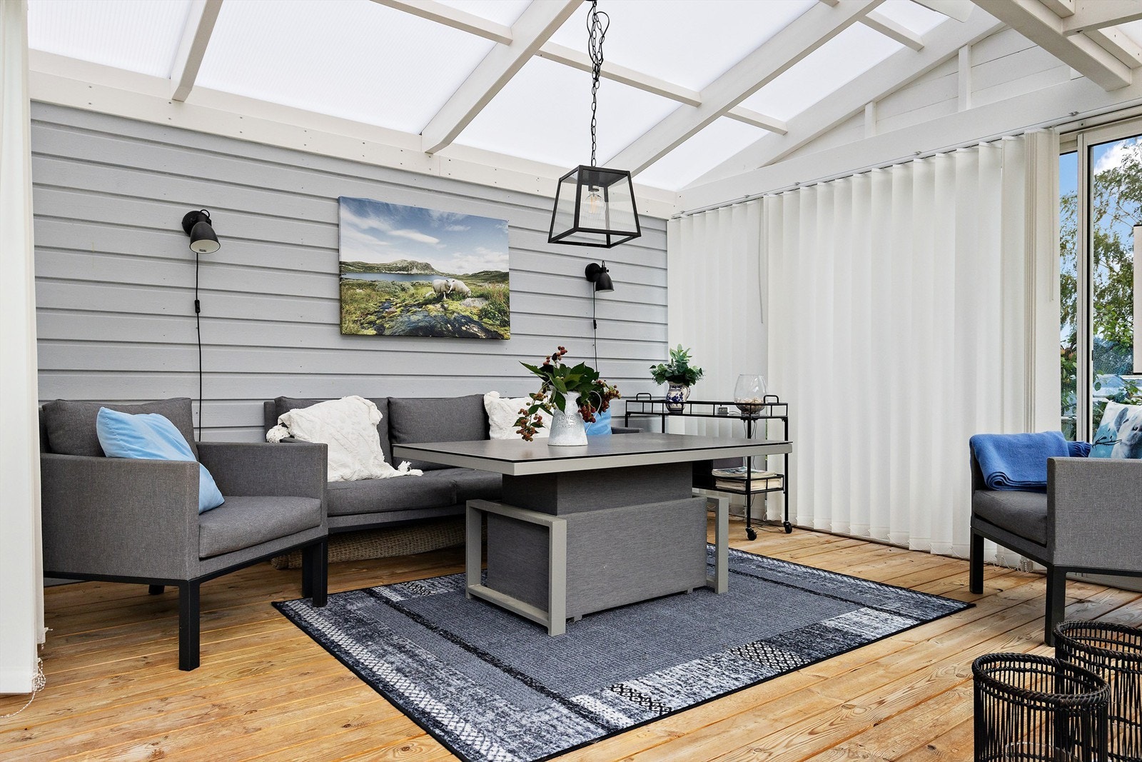 Sommerstuen har lameller og innlagt strøm Galleribilde