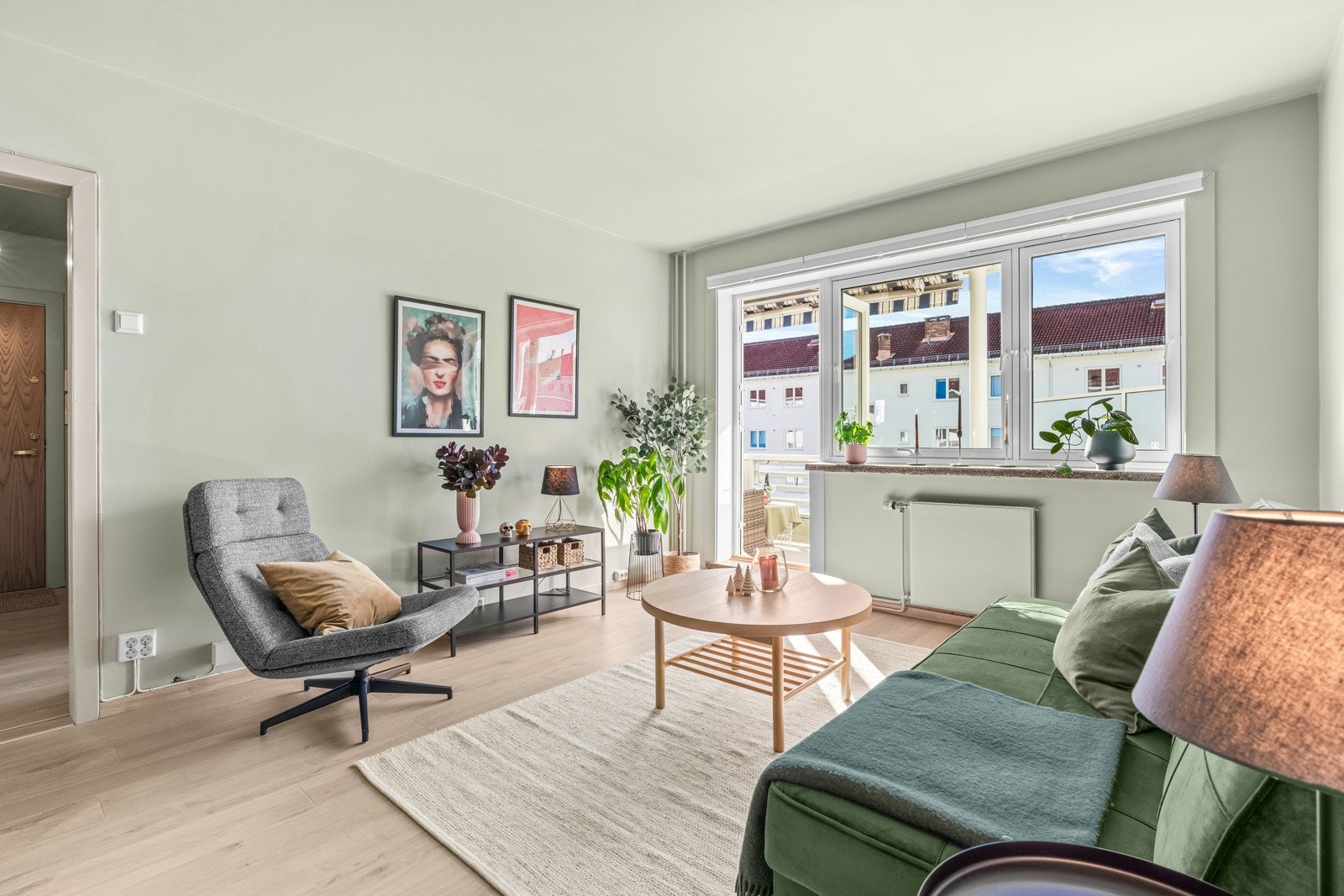 Vinduer og balkongdører ble skiftet i 2019 i regi av borettslaget Galleribilde